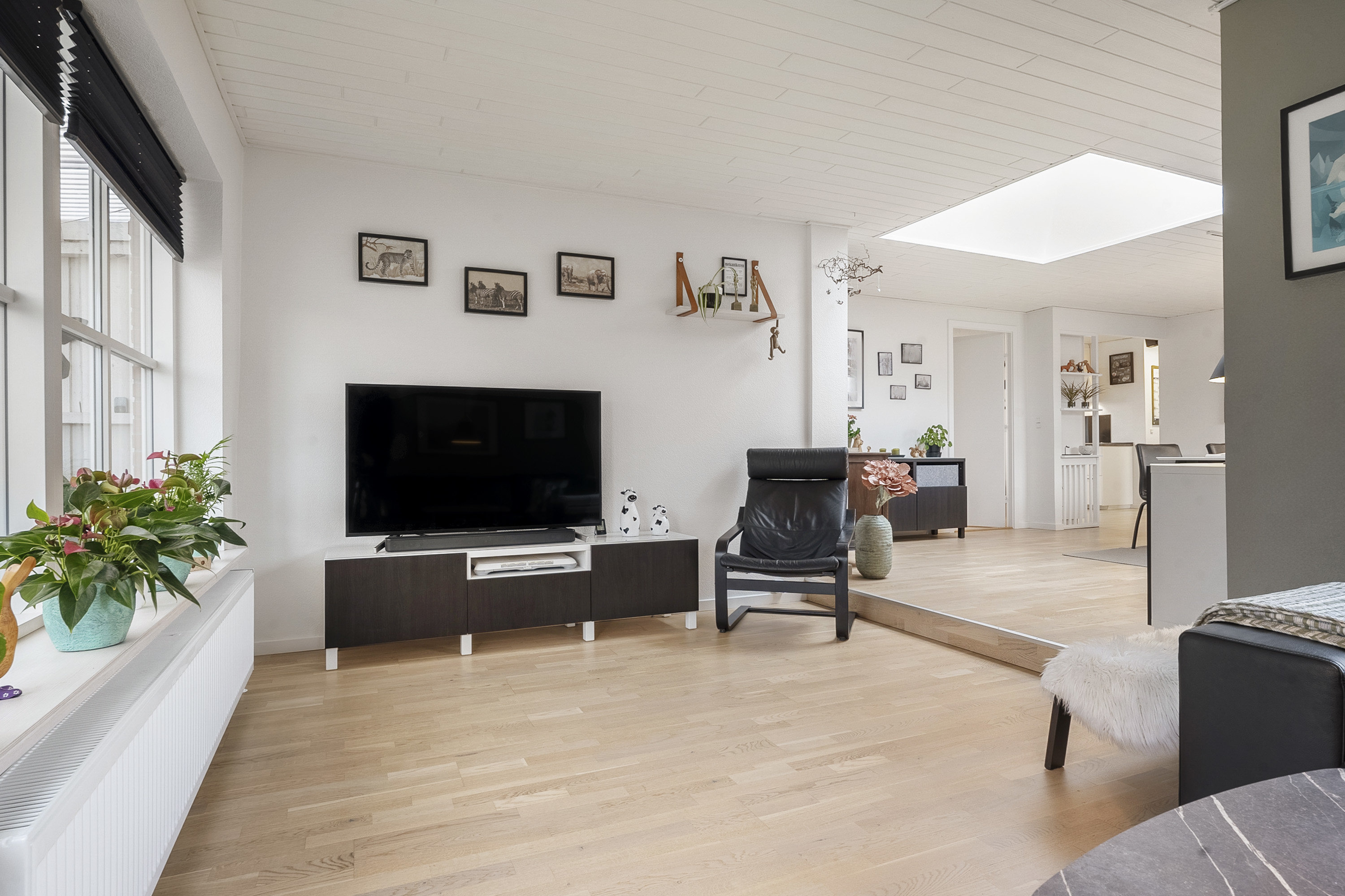 Fremhævet stue billede i fuldskærmstilstand. Billede af Strandvejen 46, Seden, 5240 Odense NØ