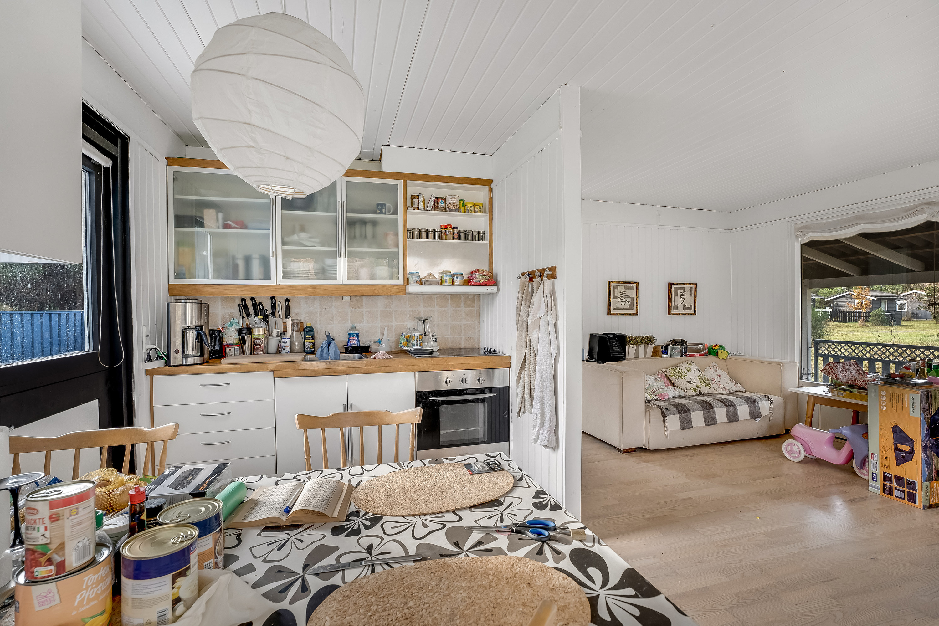 Miniaturebillede 2: køkken. Billede af Solsortevænget 9, Saksfjed Ø, 4970 Rødby