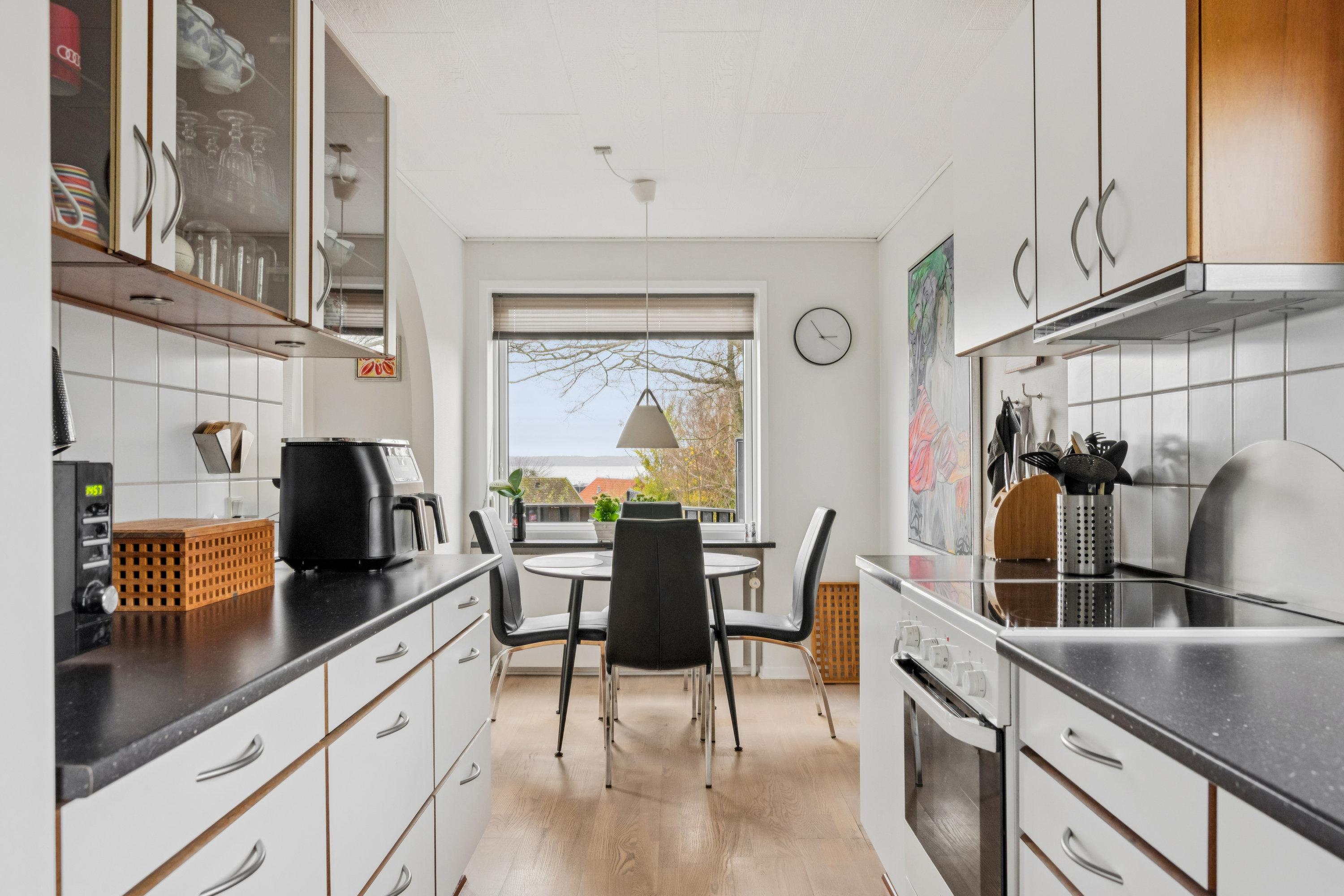 Fremhævet køkken billede i fuldskærmstilstand. Billede af Munkebakken 14, 8400 Ebeltoft