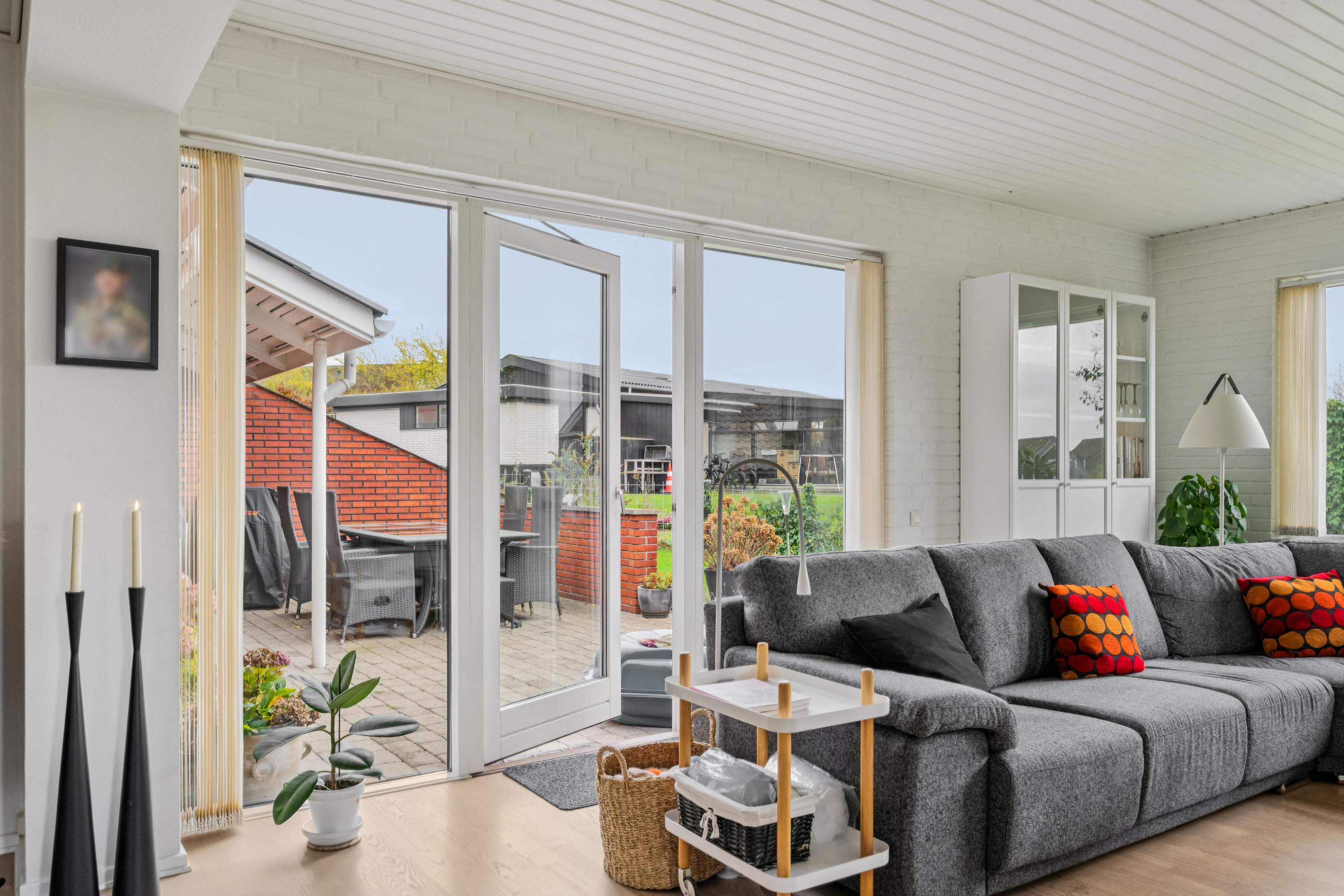 Fremhævet stue billede i fuldskærmstilstand. Billede af Munkebakken 14, 8400 Ebeltoft