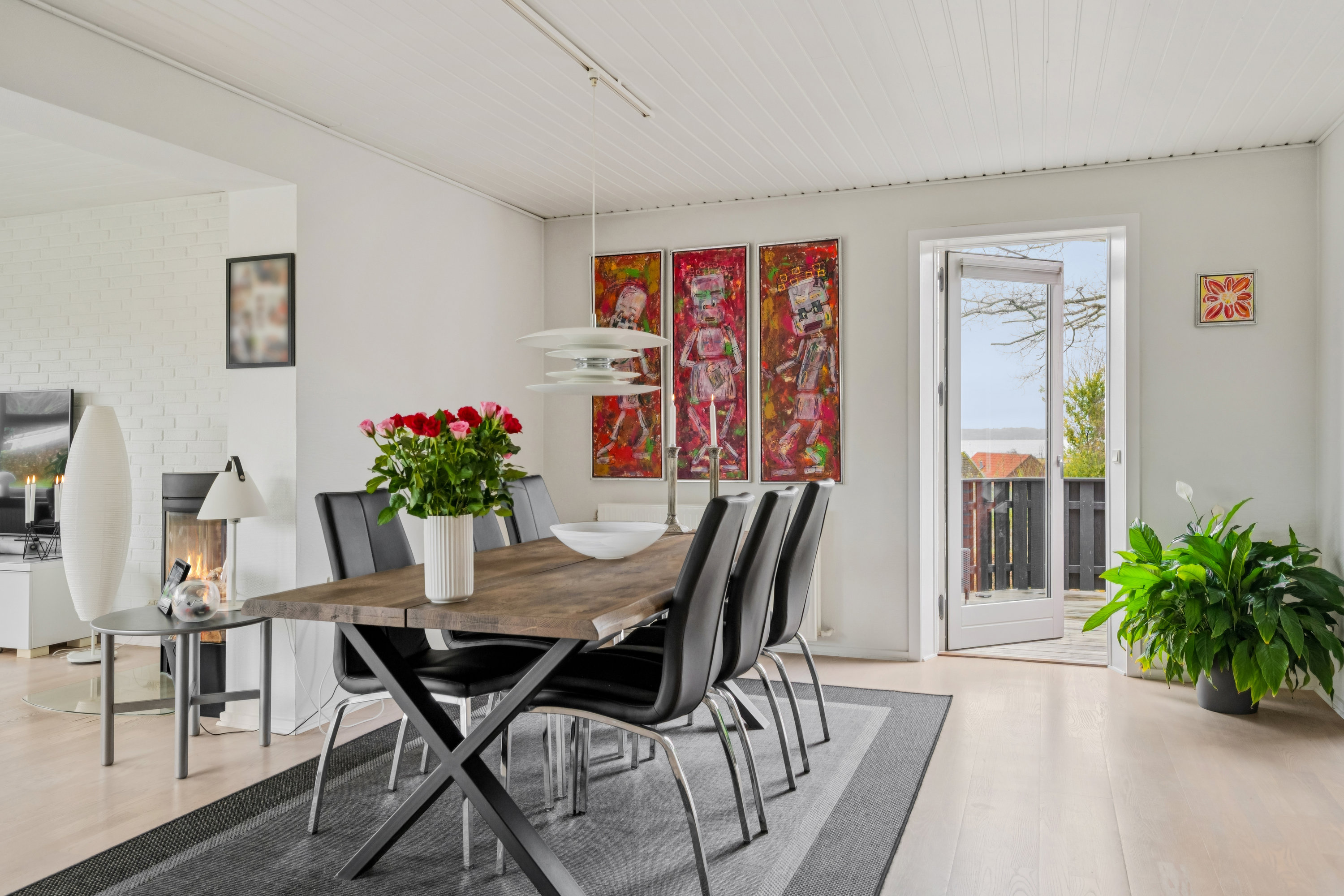 Fremhævet stue billede i fuldskærmstilstand. Billede af Munkebakken 14, 8400 Ebeltoft