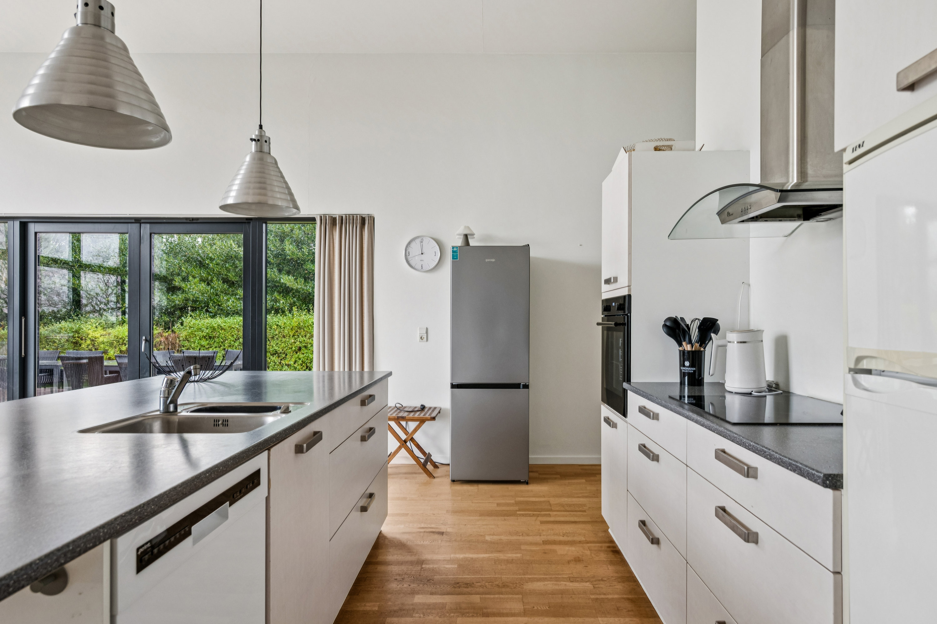 Fremhævet køkken billede i fuldskærmstilstand. Billede af Ligustervej 8, Egsmark Strand, 8400 Ebeltoft