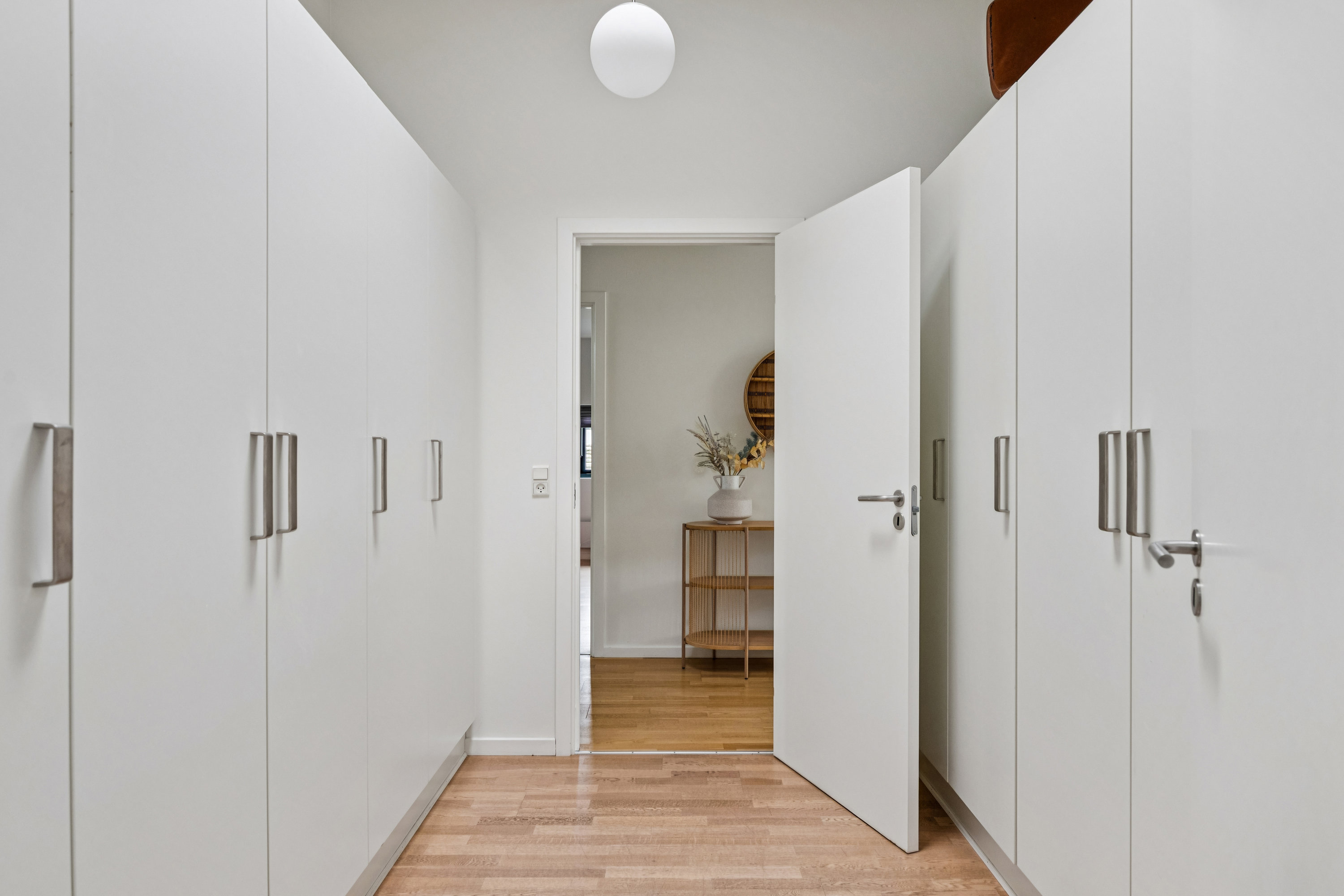 Fremhævet gang billede i fuldskærmstilstand. Billede af Ligustervej 8, Egsmark Strand, 8400 Ebeltoft