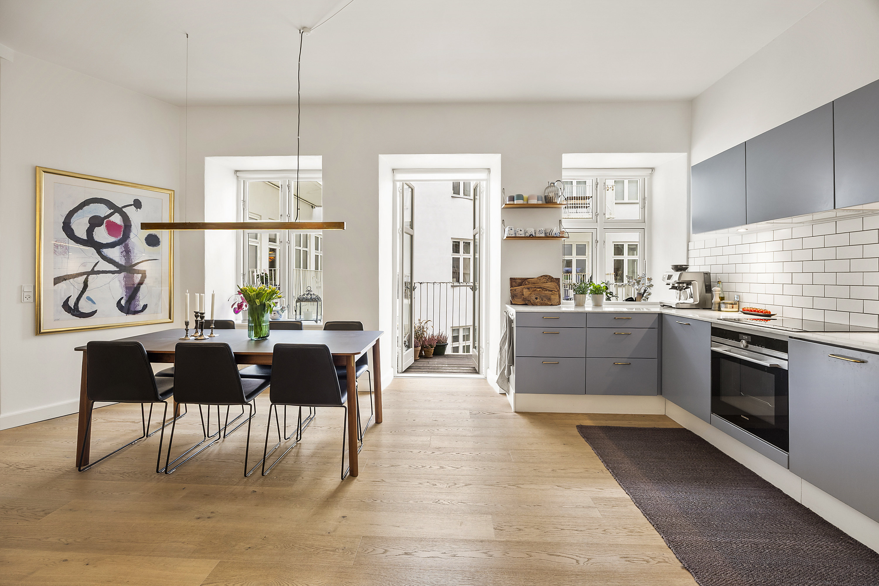 Fremhævet stue billede i fuldskærmstilstand. Billede af Store Kongensgade 55, 2. th., 1264 København K