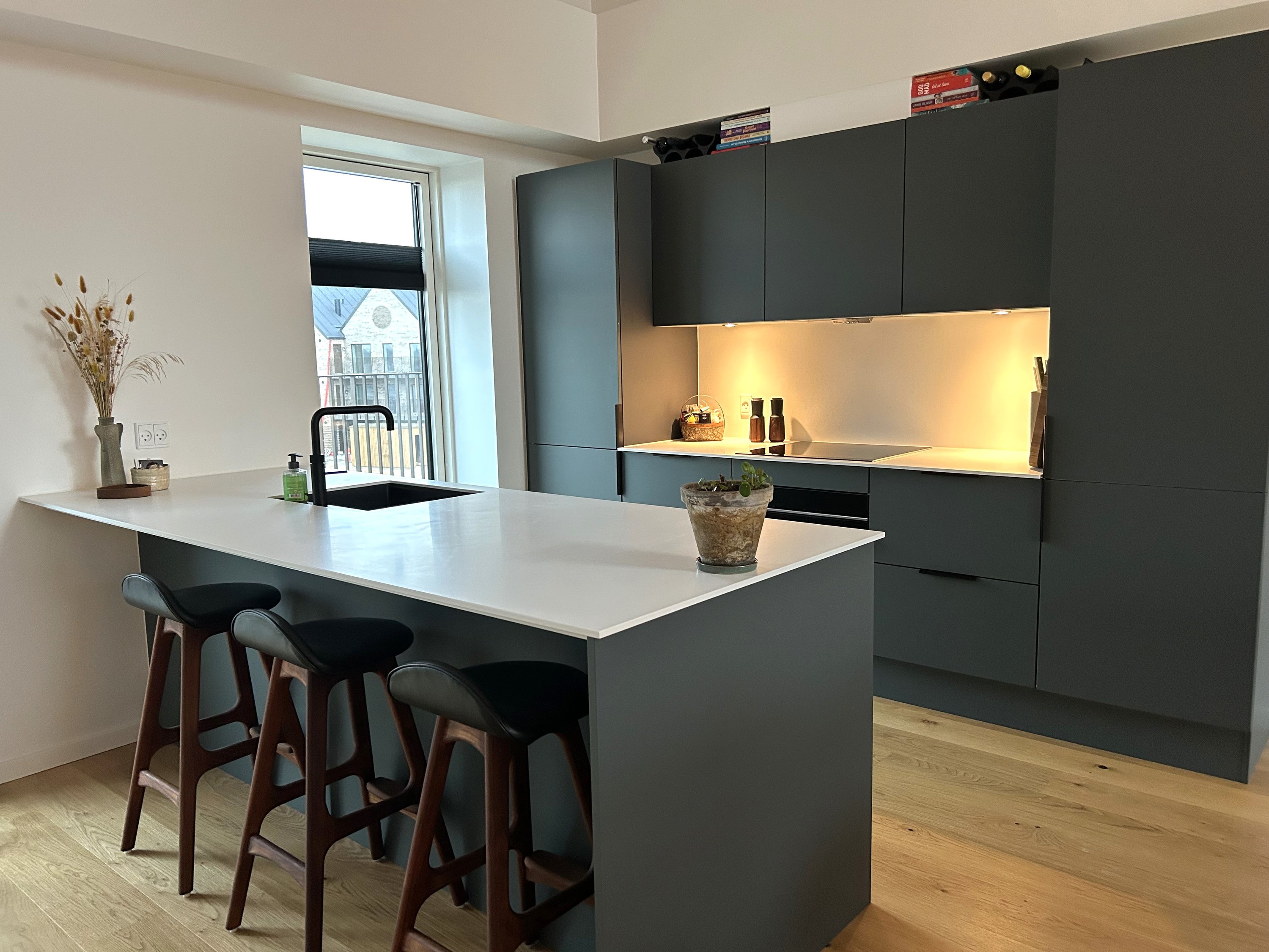 Fremhævet  billede i fuldskærmstilstand. Billede af Færgebyen 16, 2. 4., Hou, 8300 Odder