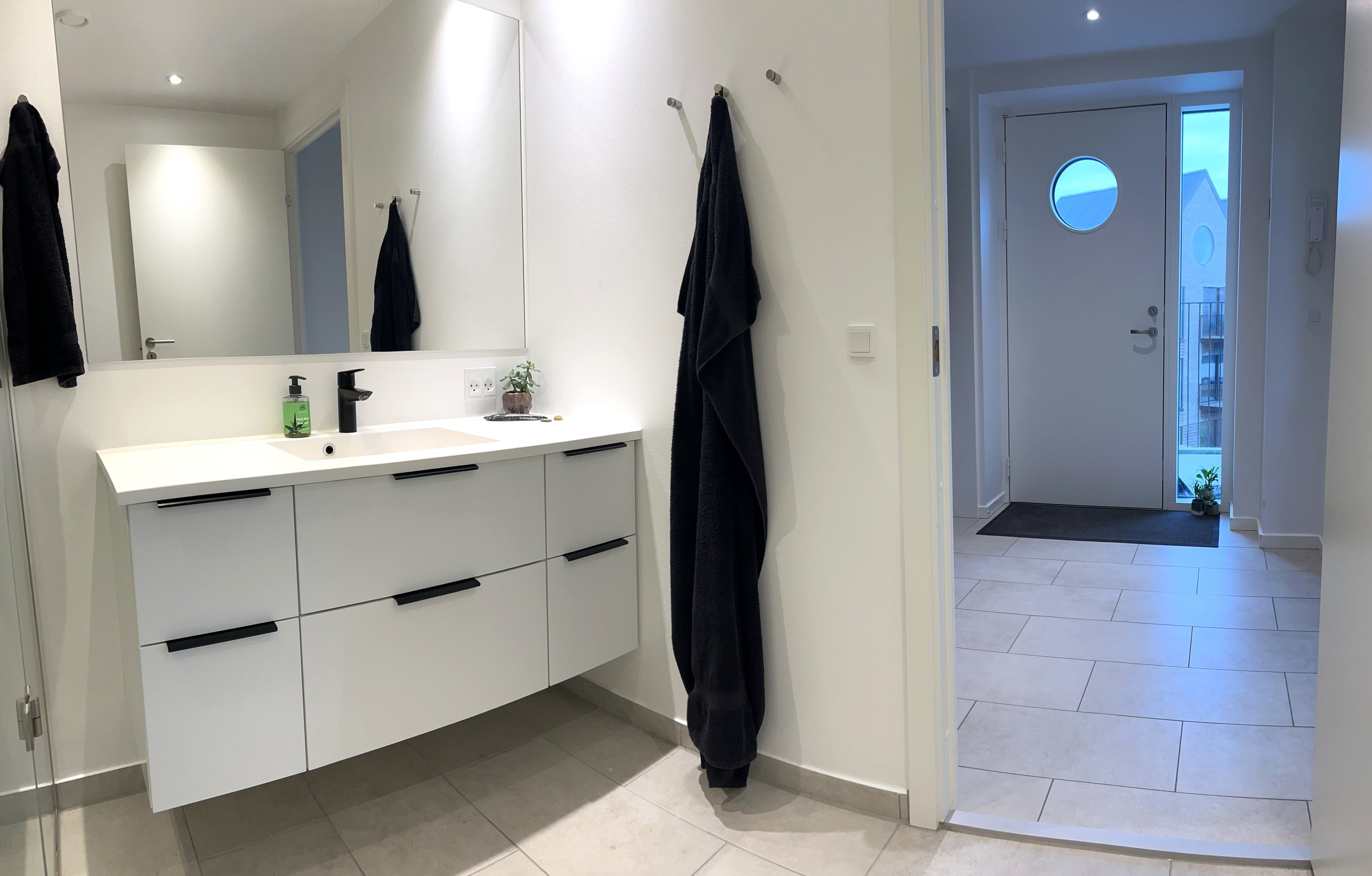 Fremhævet  billede i fuldskærmstilstand. Billede af Færgebyen 16, 2. 4., Hou, 8300 Odder