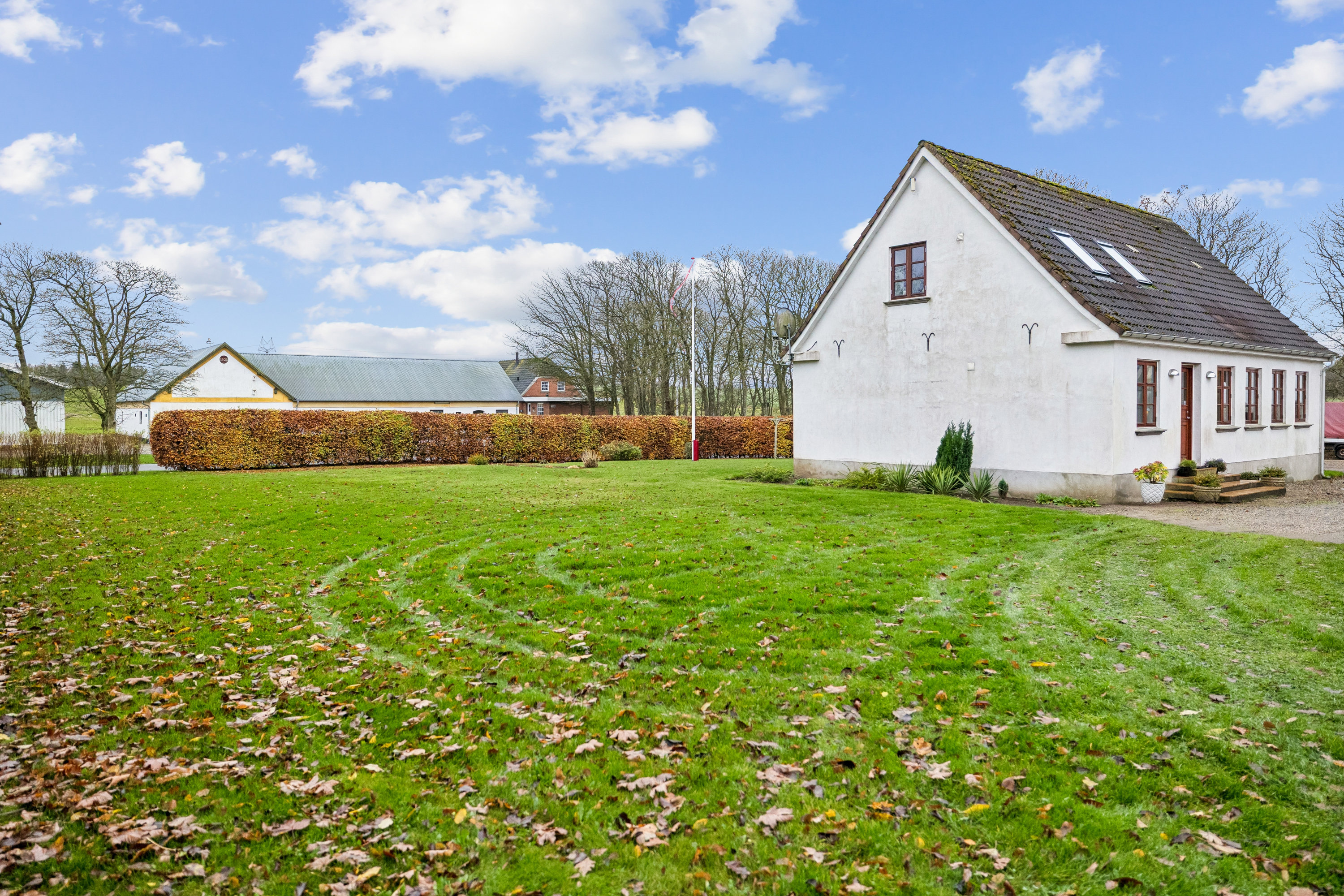 Fremhævet have billede i fuldskærmstilstand. Billede af Mejlbyvej 121, Mejlby, 9610 Nørager