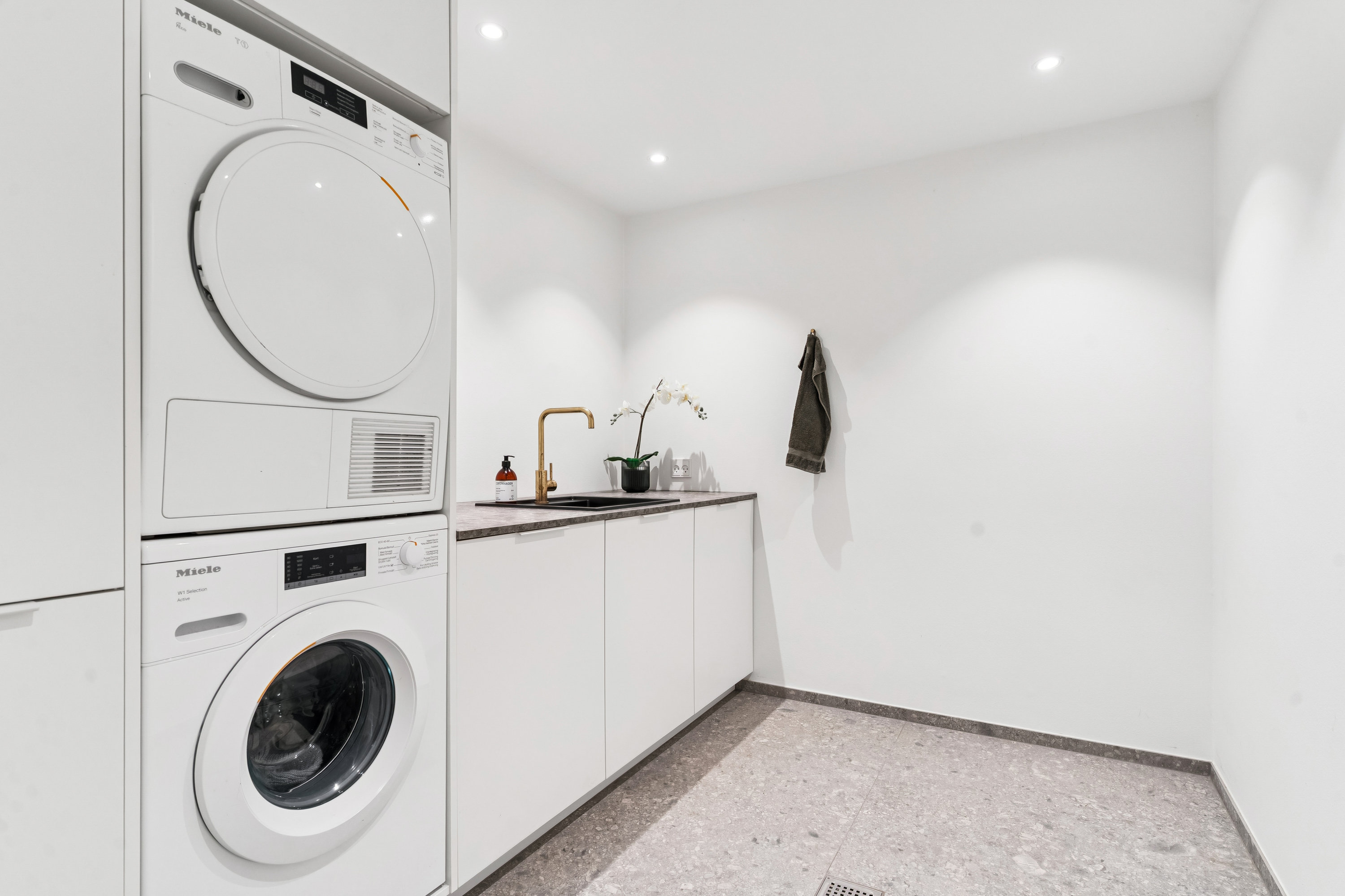 Fremhævet bryggers billede i fuldskærmstilstand. Billede af Højgårds Alle 35, 2880 Bagsværd