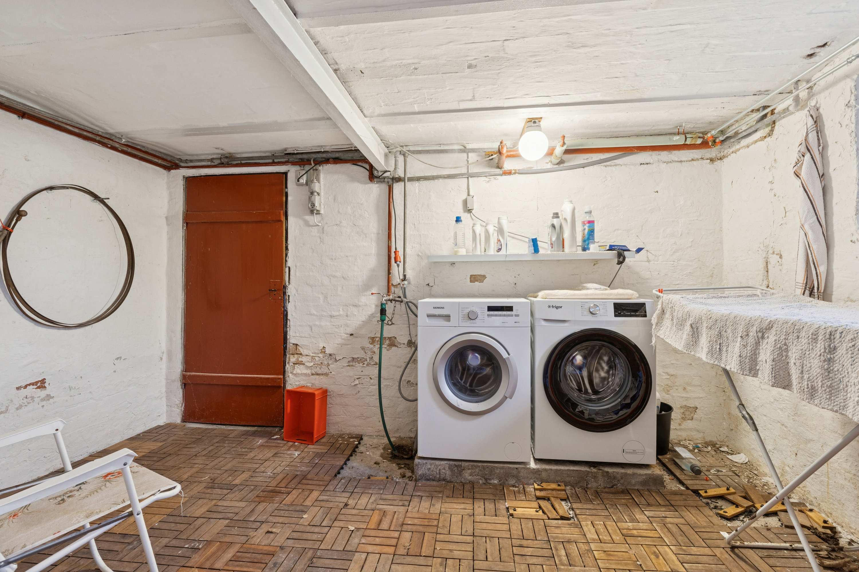 Fremhævet vaskekælder billede i fuldskærmstilstand. Billede af Frilandsvej 21, 1., 9800 Hjørring