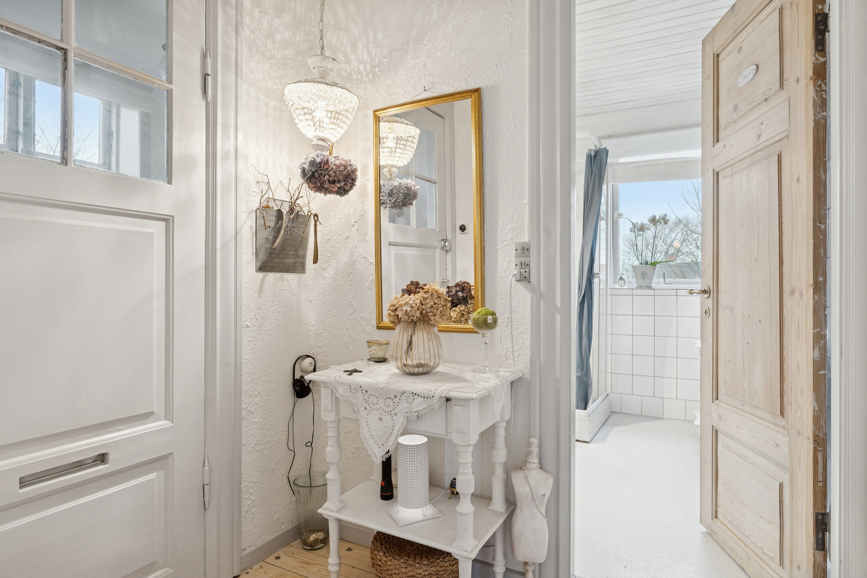 Fremhævet entre billede i fuldskærmstilstand. Billede af Frilandsvej 21, 1., 9800 Hjørring