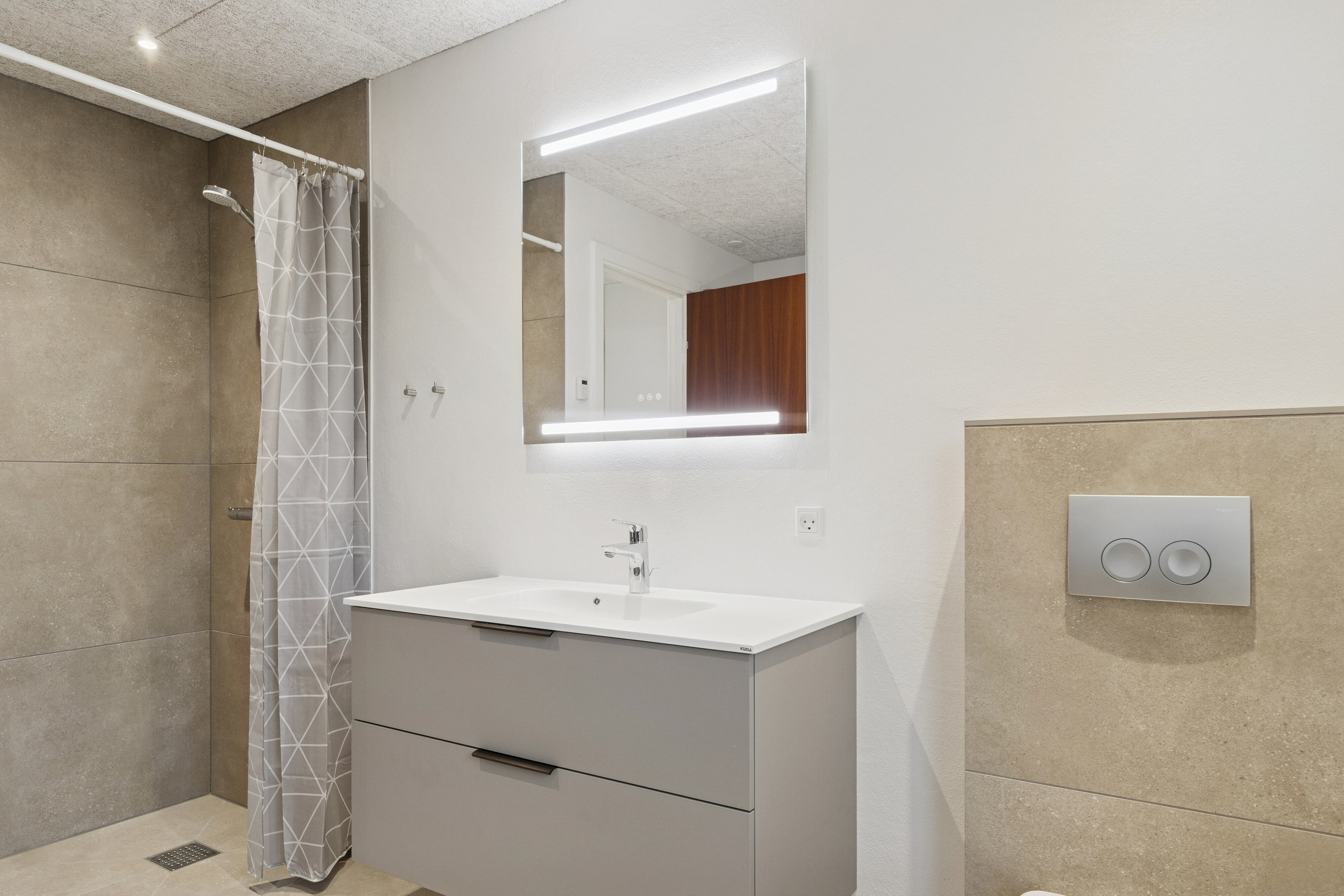 Fremhævet badeværelse billede i fuldskærmstilstand. Billede af Drosselvej 2, 7700 Thisted