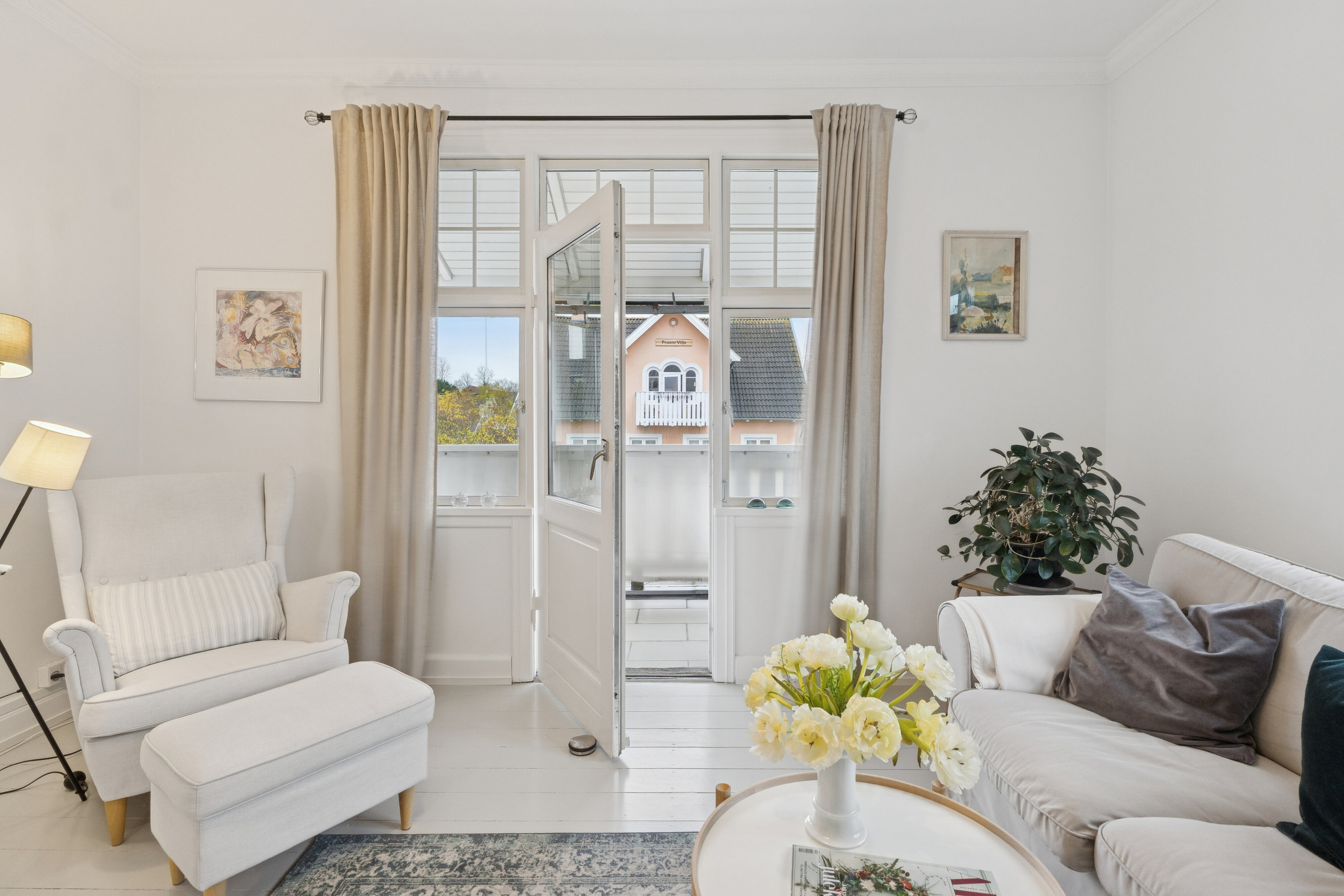 Fremhævet værelse 1. sal  billede i fuldskærmstilstand. Billede af Nordre Strandvej 322A, 3100 Hornbæk