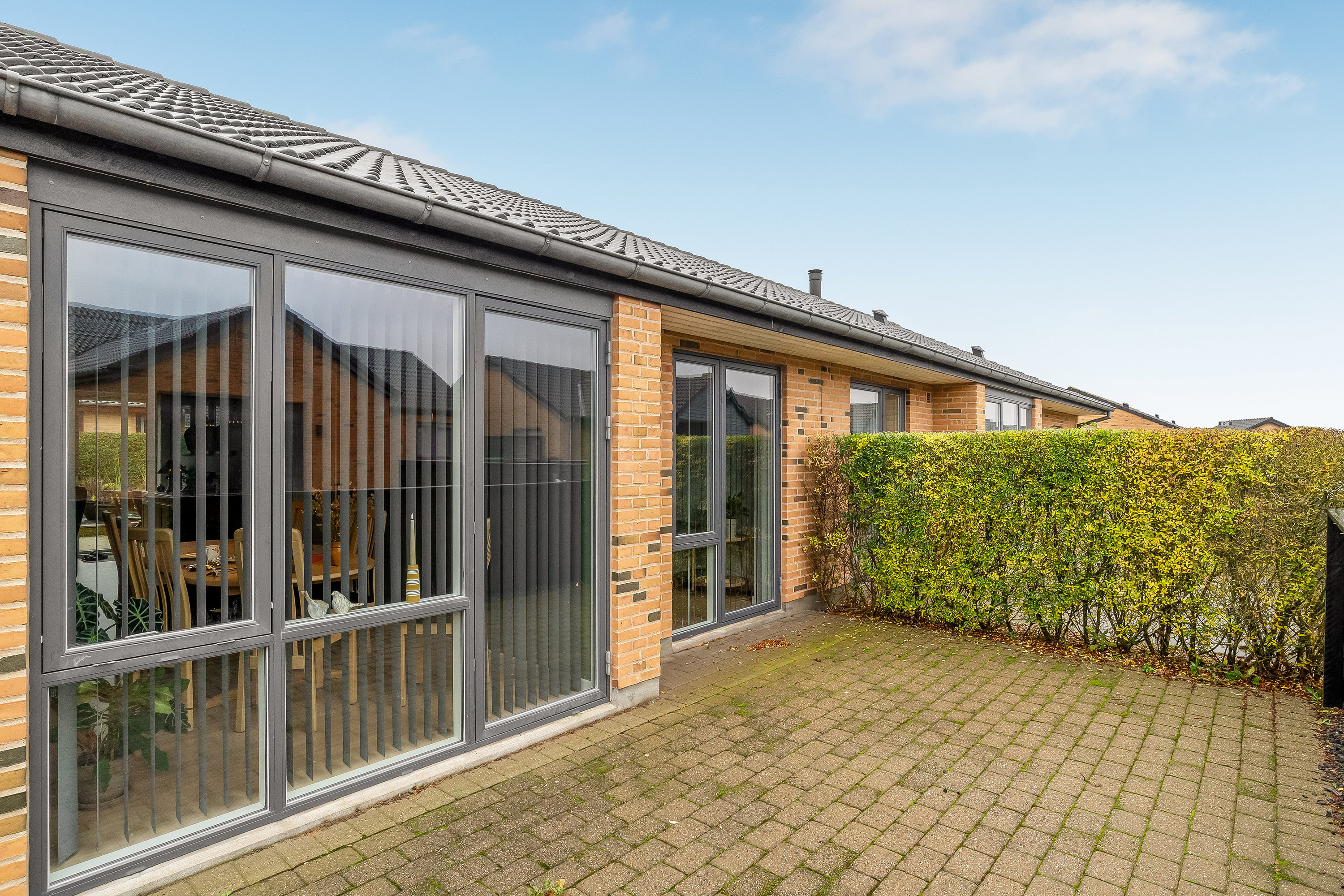 Fremhævet forhave billede i fuldskærmstilstand. Billede af Krattet 24, 7500 Holstebro