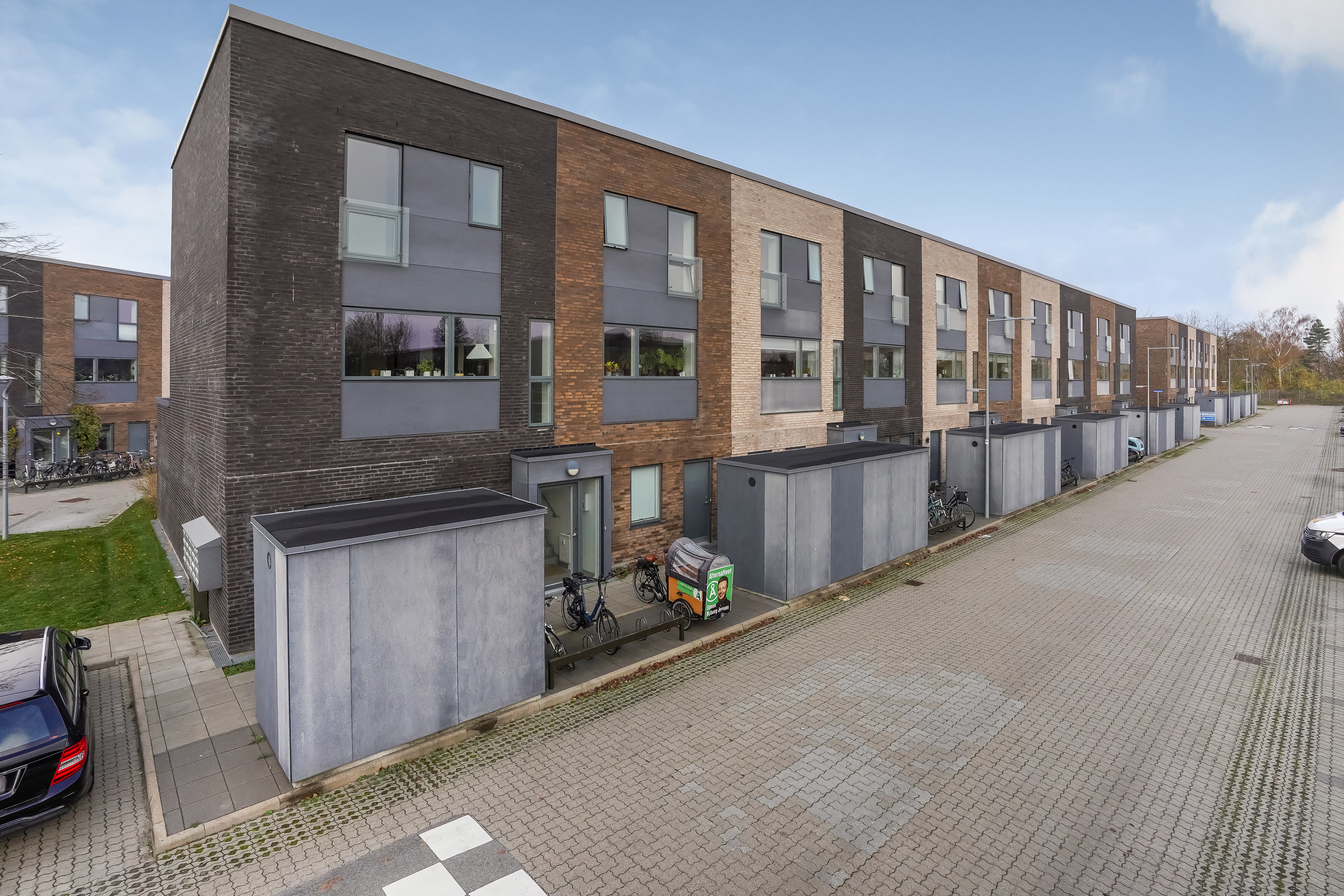 Fremhævet ejendommen billede i fuldskærmstilstand. Billede af Hibiscusvej 82, 5200 Odense V