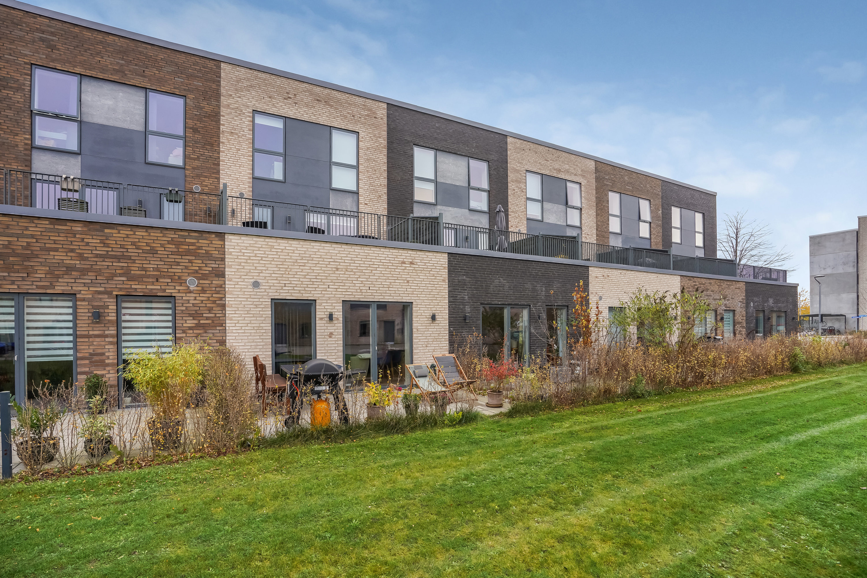 Fremhævet ejendommen billede i fuldskærmstilstand. Billede af Hibiscusvej 82, 5200 Odense V