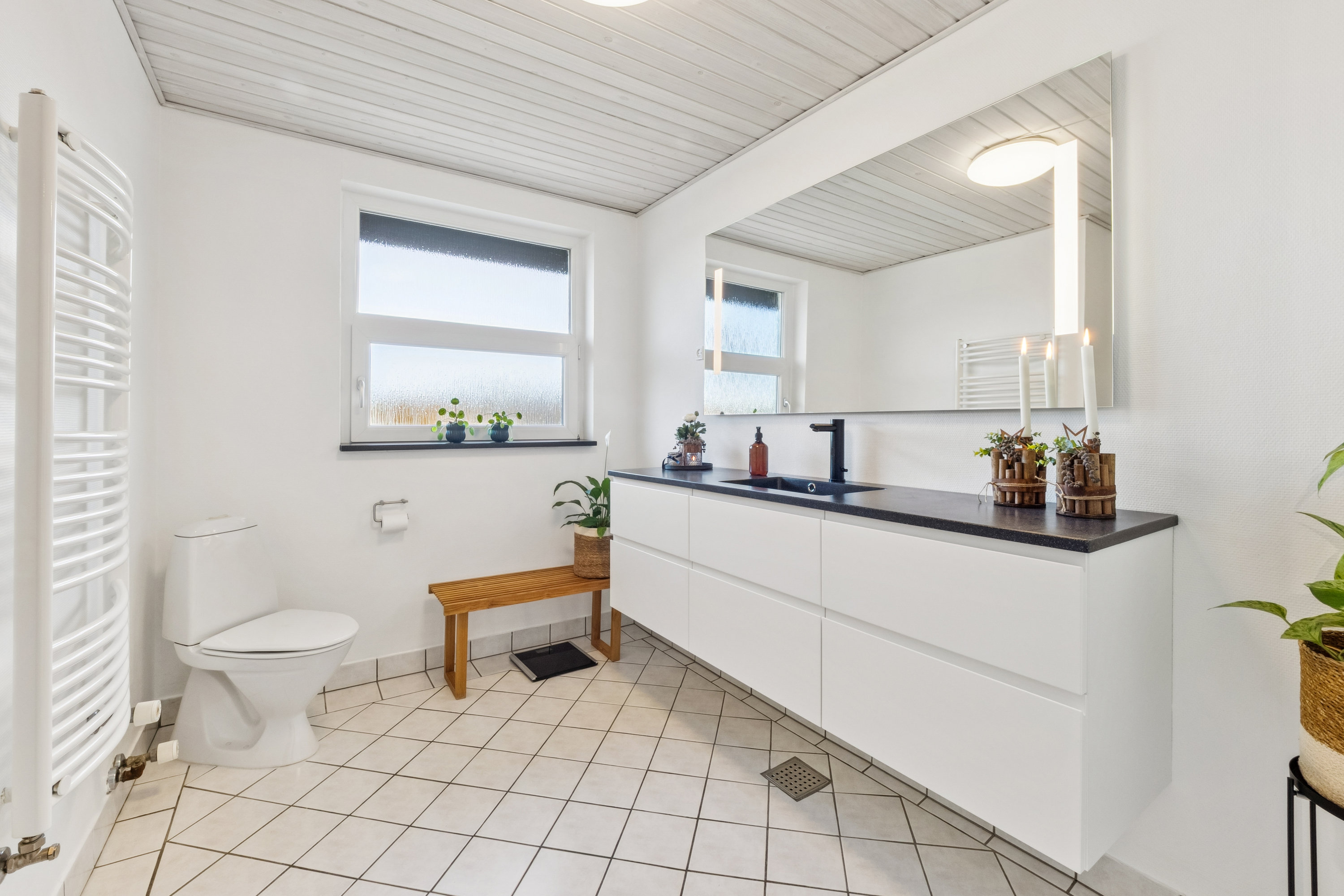 Fremhævet badeværelse billede i fuldskærmstilstand. Billede af Margrethevej 10, Oddense, 7860 Spøttrup