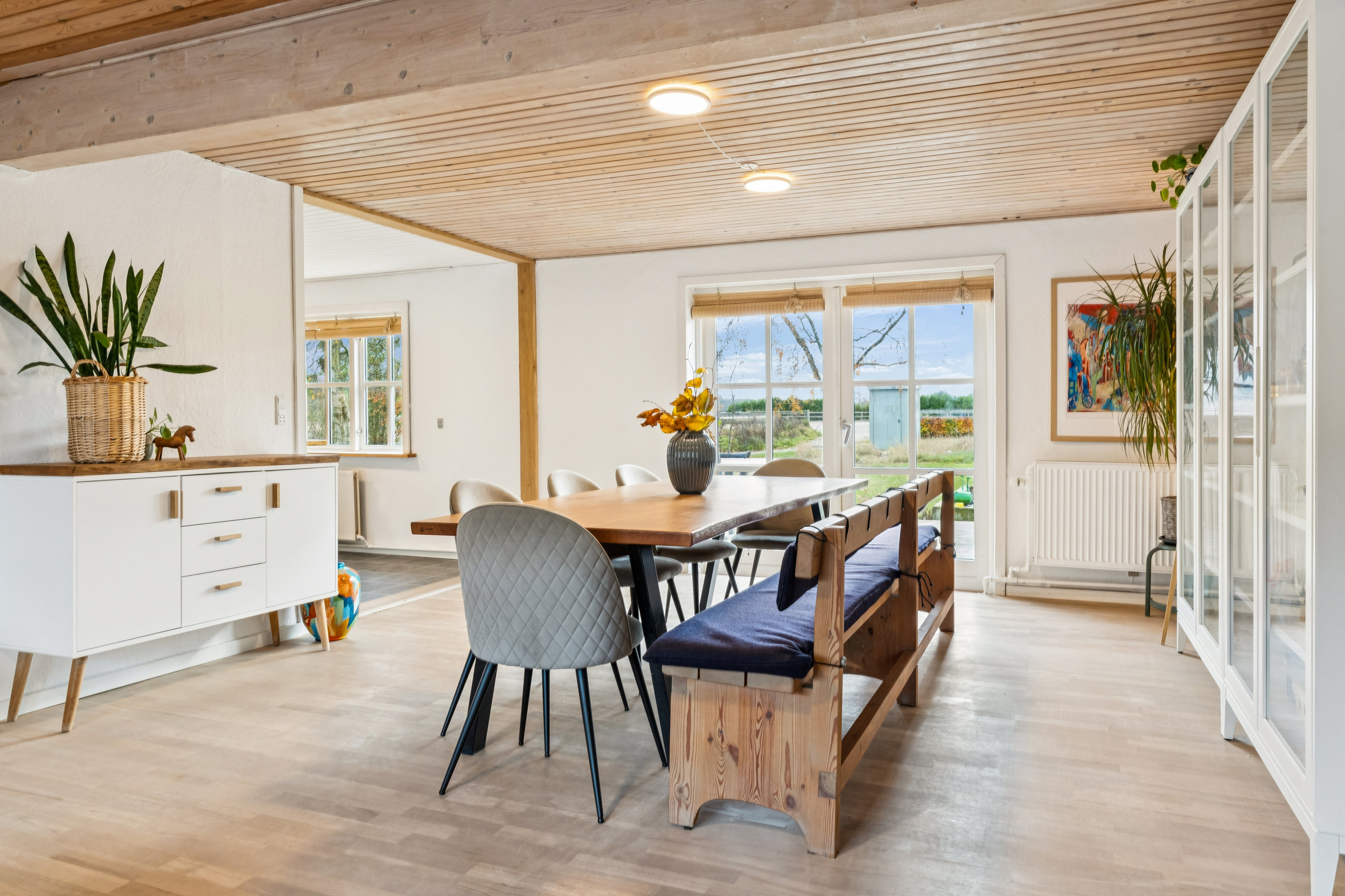 Fremhævet stue billede i fuldskærmstilstand. Billede af Vårvej 16, Farstrup, 9240 Nibe