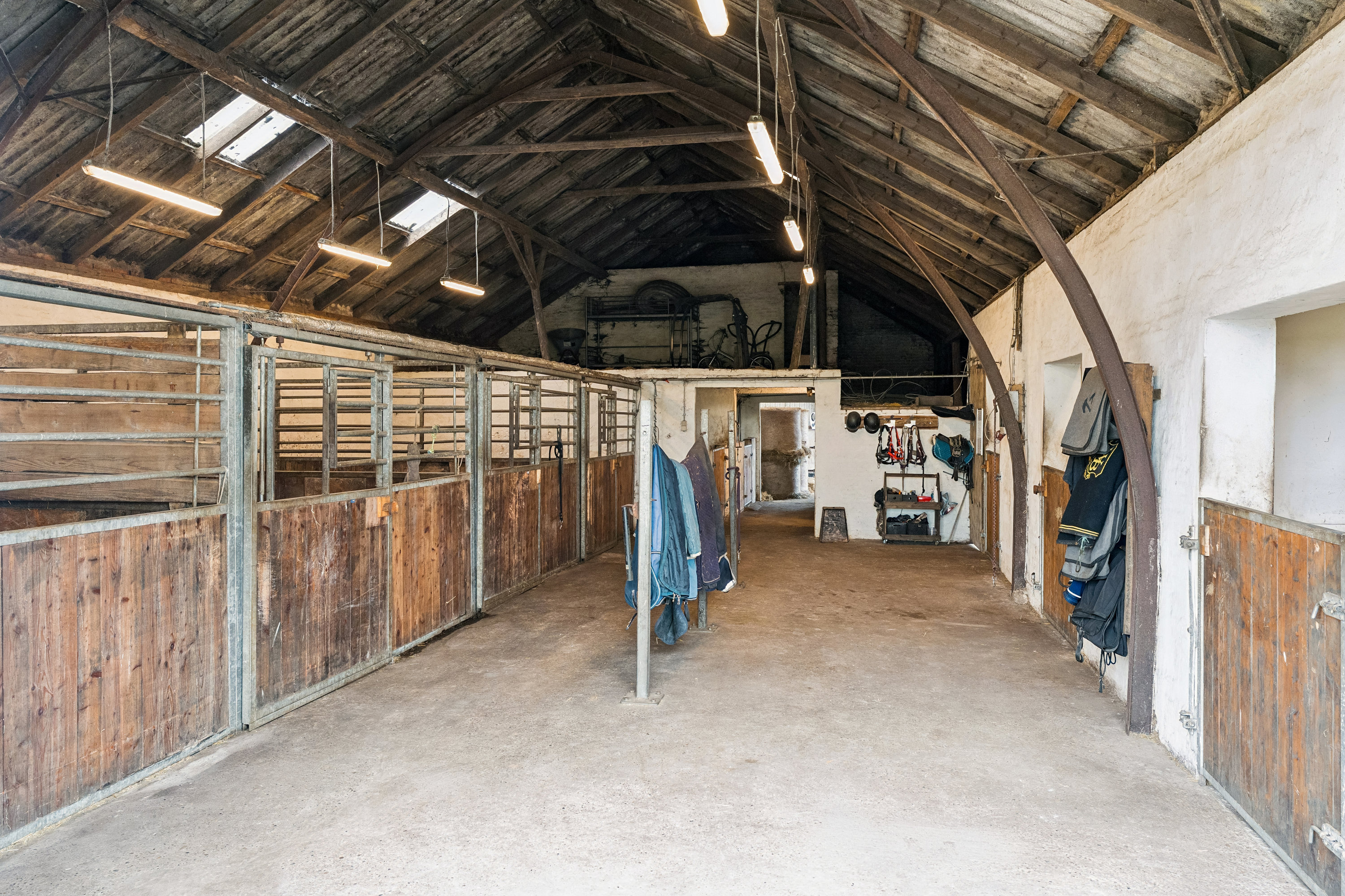 Miniaturebillede 1: stald. Billede af Vårvej 16, Farstrup, 9240 Nibe