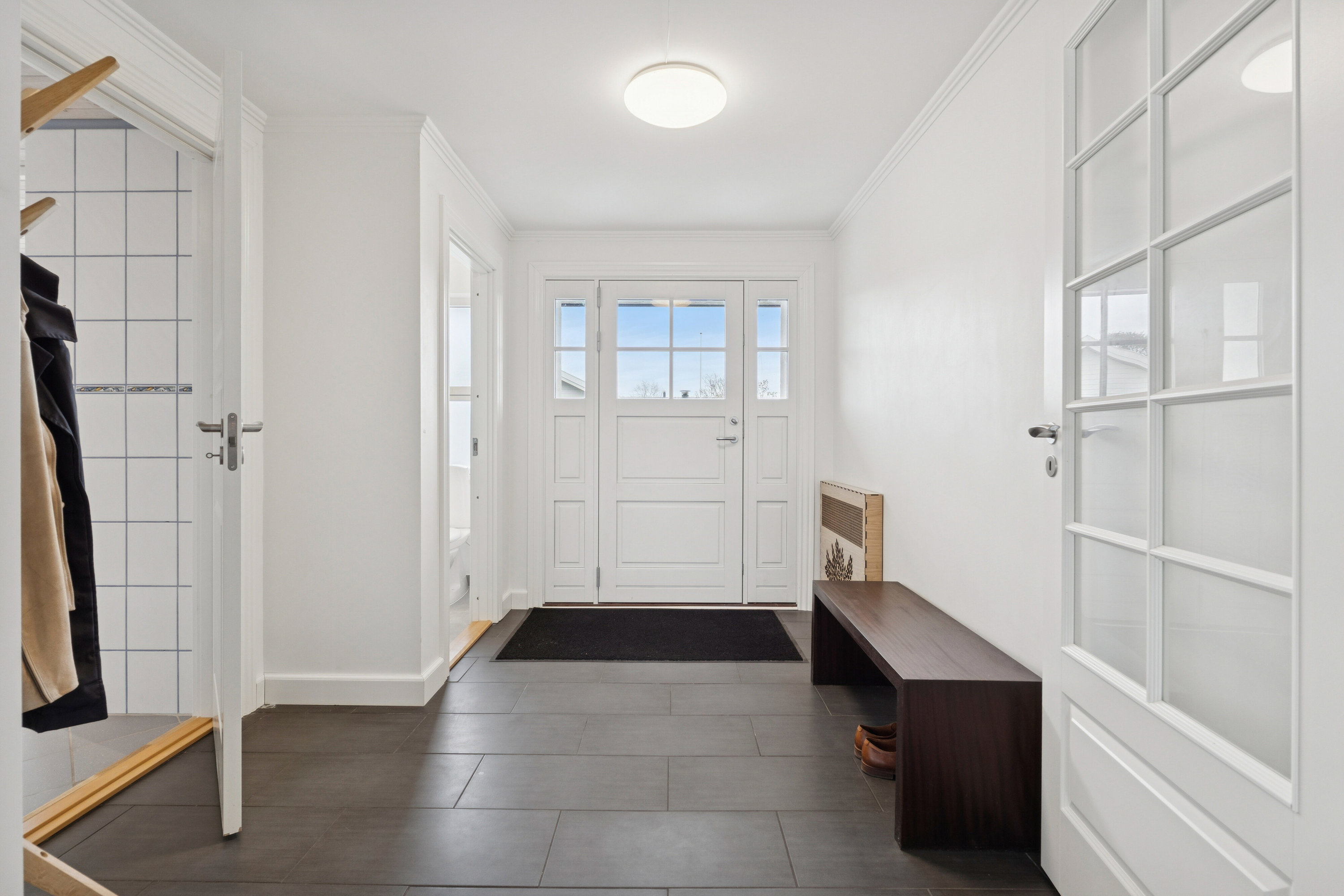 Fremhævet gang billede i fuldskærmstilstand. Billede af Hjortevænget 138, 5800 Nyborg