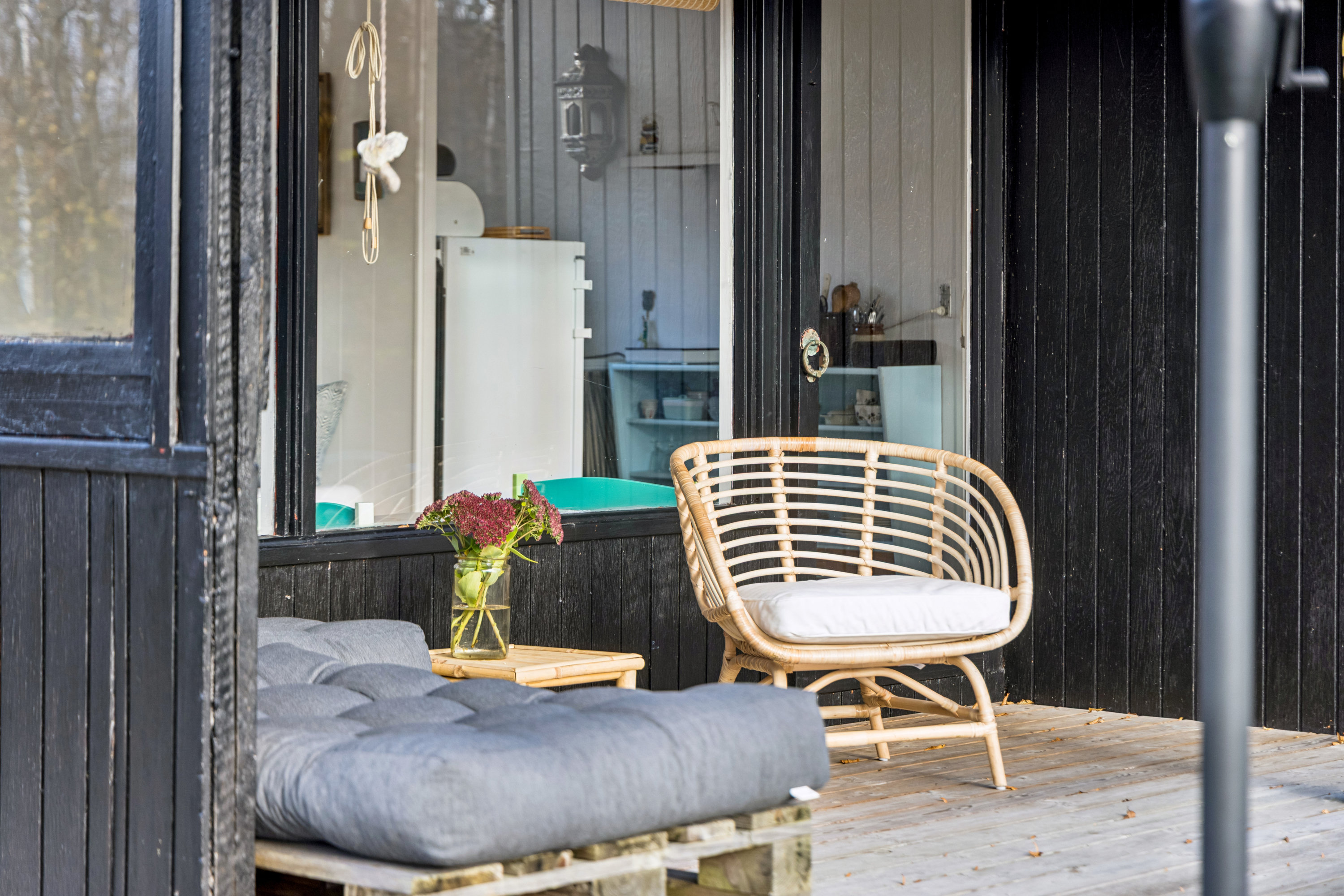 Fremhævet terrasse billede i fuldskærmstilstand. Billede af Lyngtoften 42, 9370 Hals