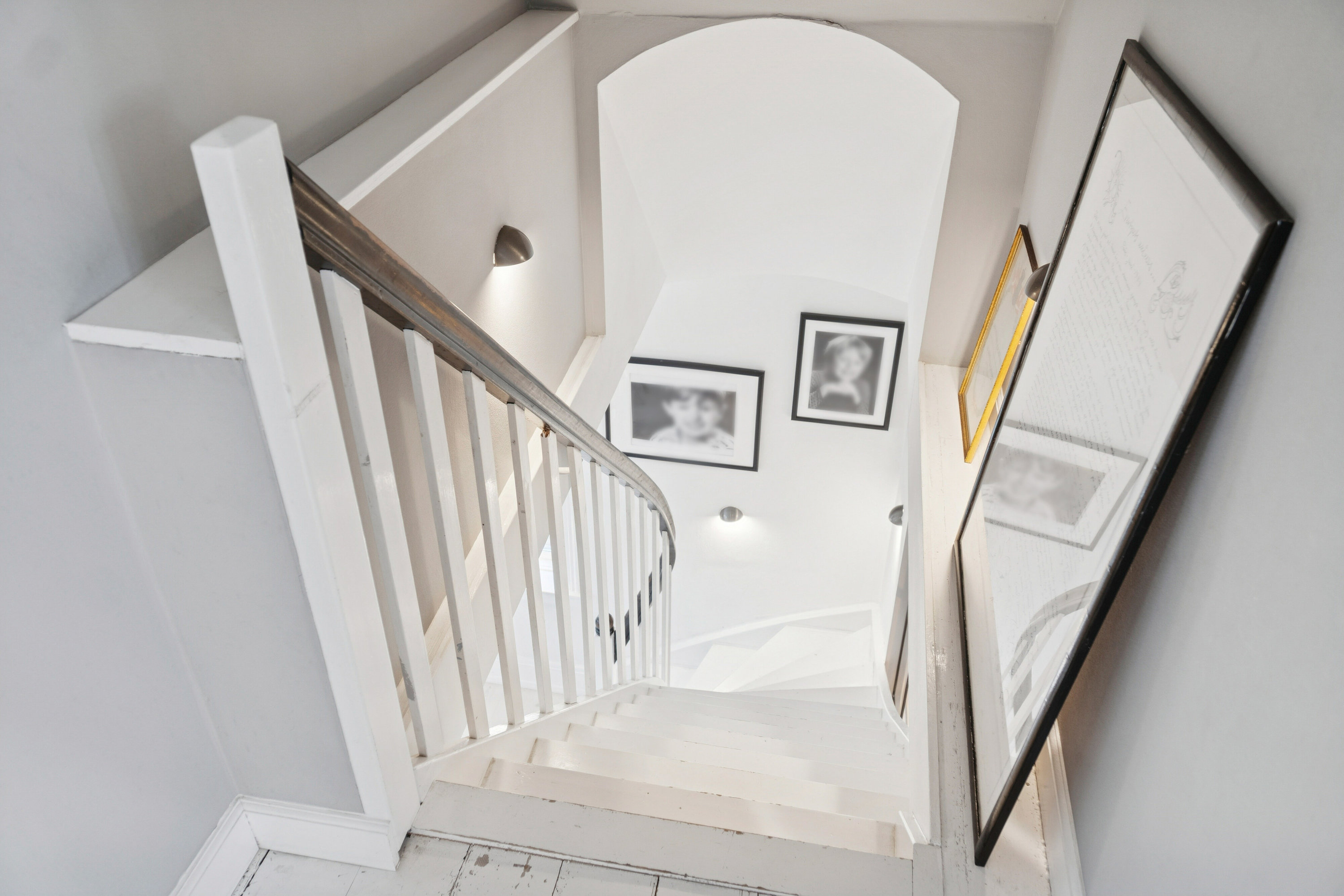 Fremhævet gang billede i fuldskærmstilstand. Billede af Caroline Amalie Vej 72, 1., 2800 Kongens Lyngby