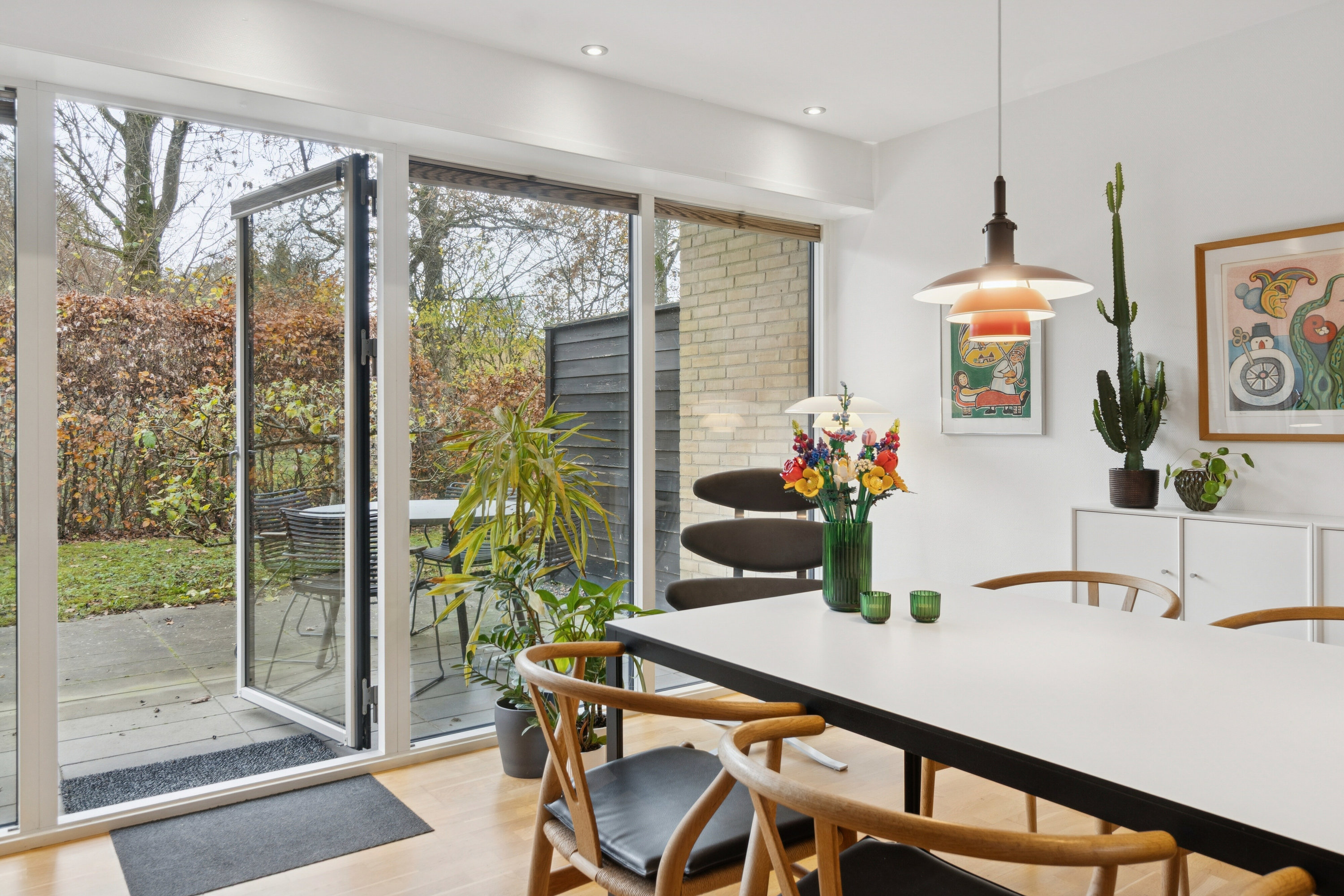 Fremhævet spisestue billede i fuldskærmstilstand. Billede af Balle Husevej 119, 8600 Silkeborg