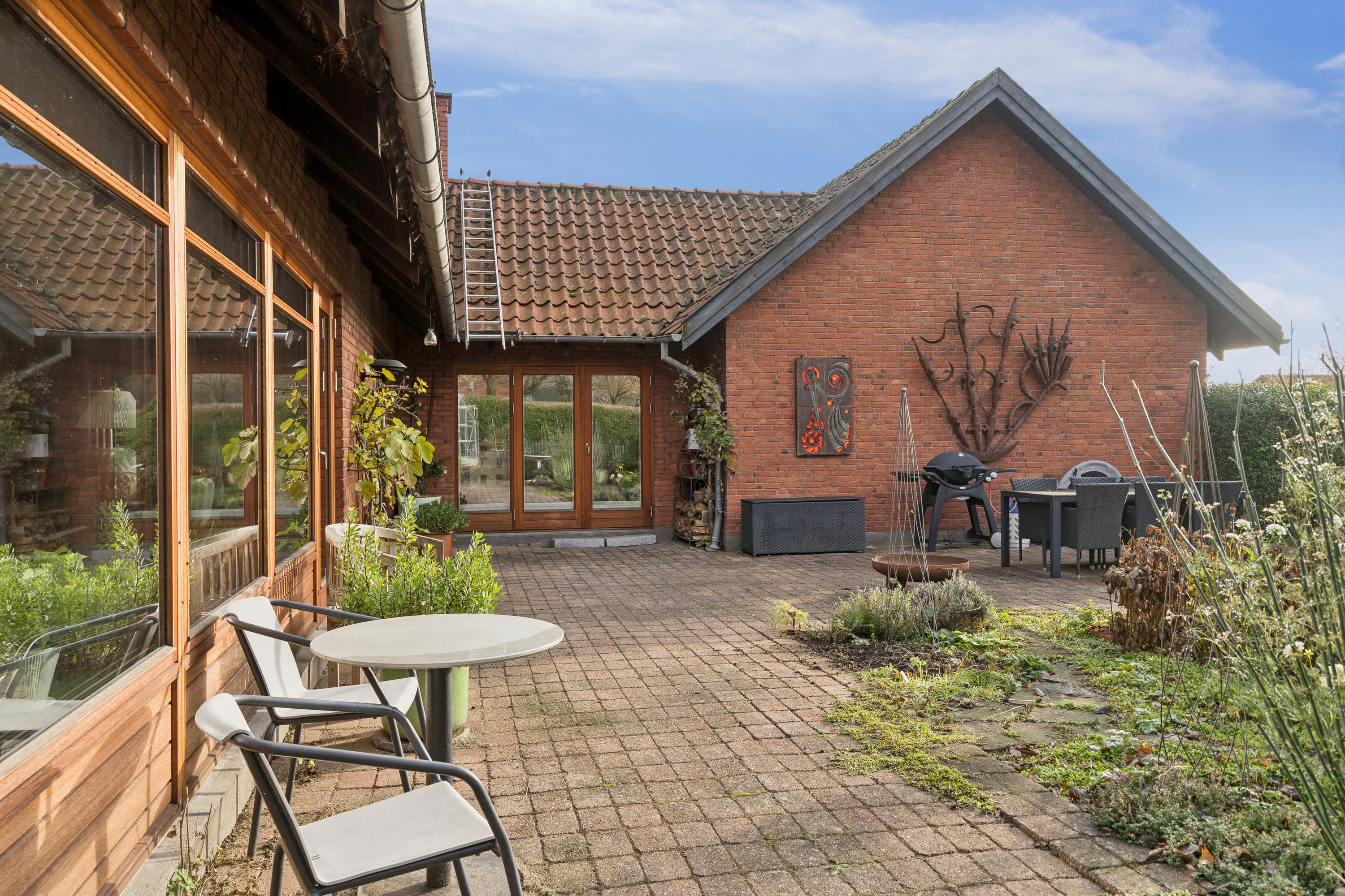 Fremhævet terrasse billede i fuldskærmstilstand. Billede af H.P. Simonsens Allé 185, Sanderum, 5250 Odense SV