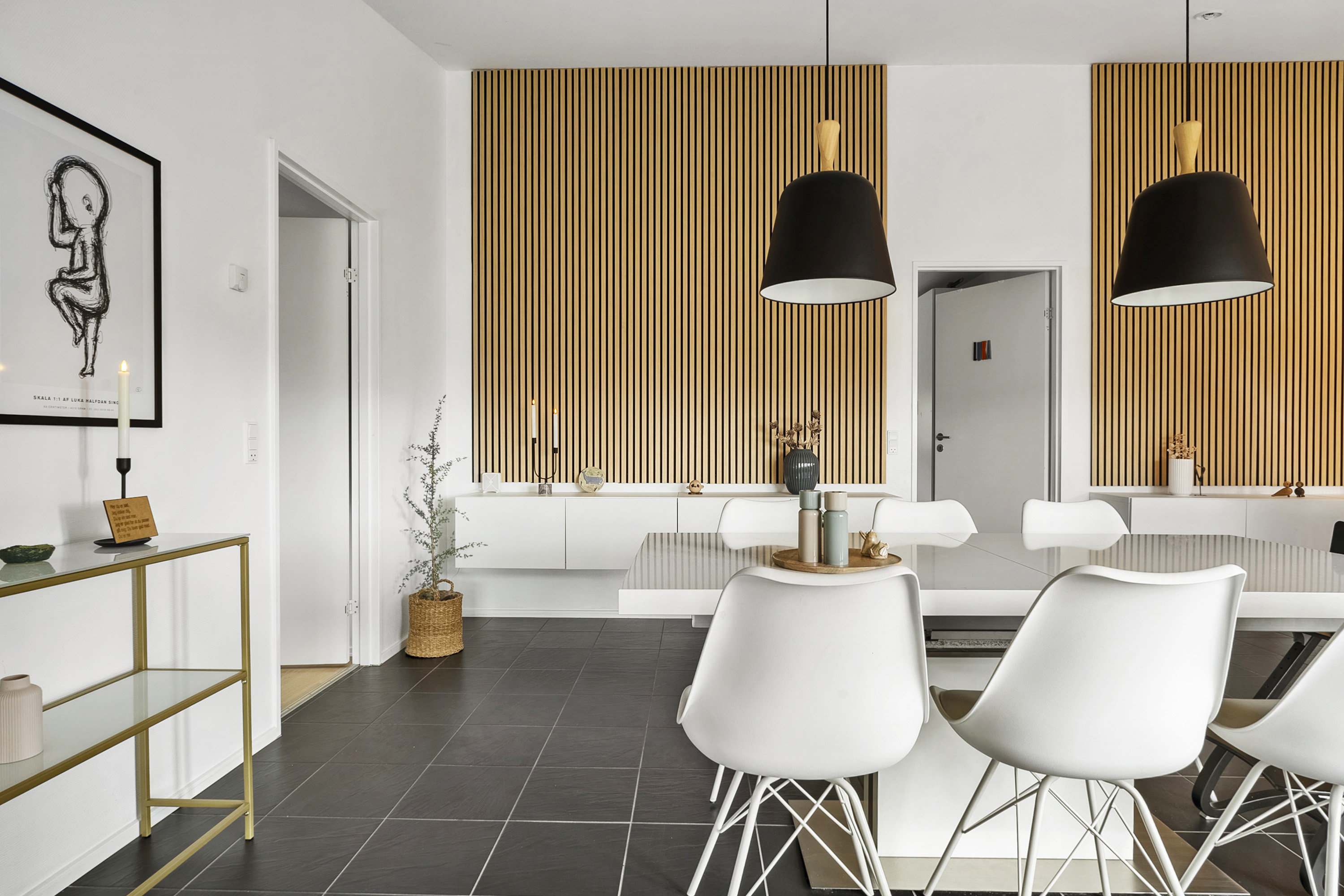 Fremhævet spisestue billede i fuldskærmstilstand. Billede af Filips Alle 11, 8700 Horsens