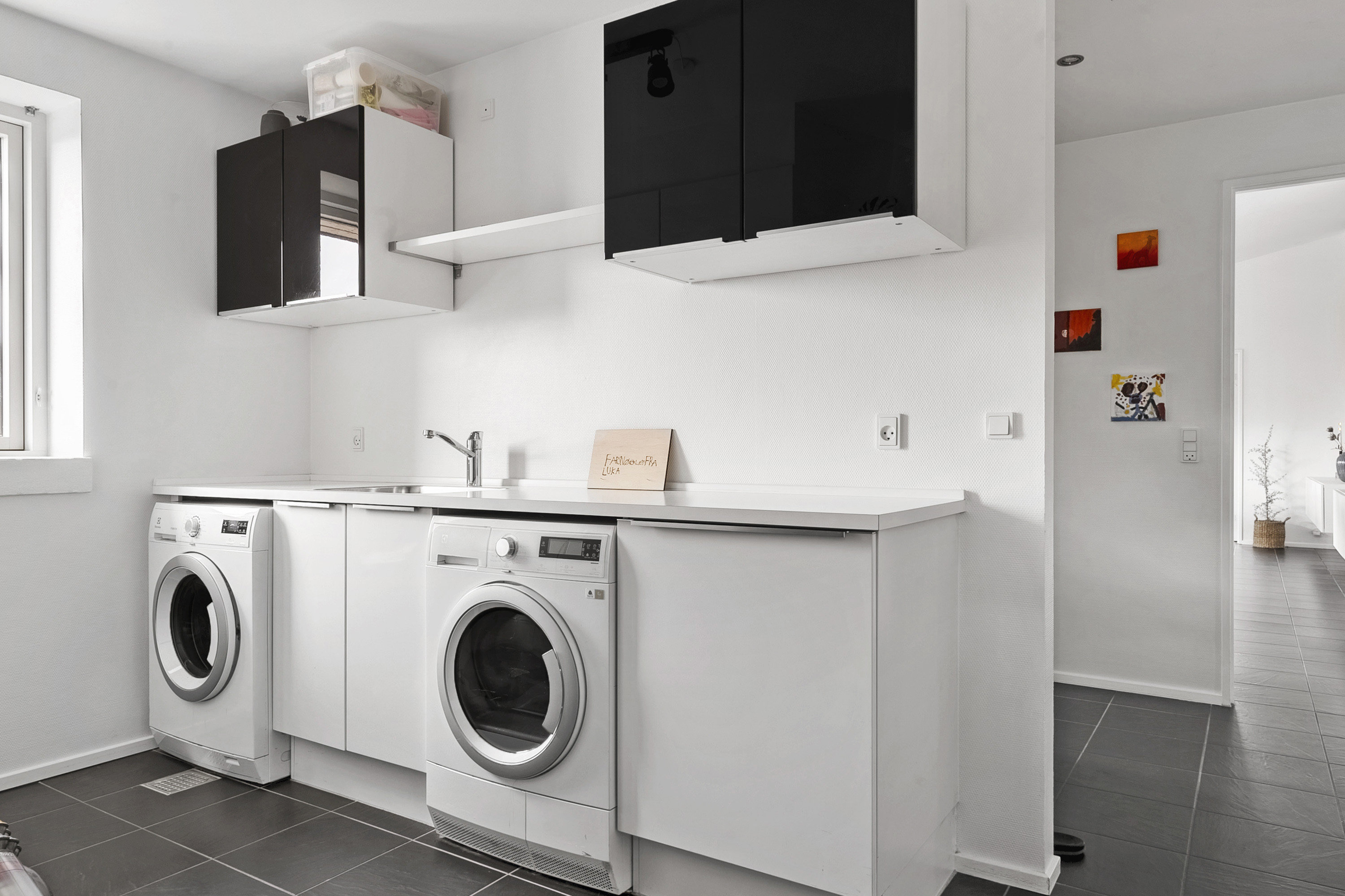 Fremhævet værelse billede i fuldskærmstilstand. Billede af Filips Alle 11, 8700 Horsens