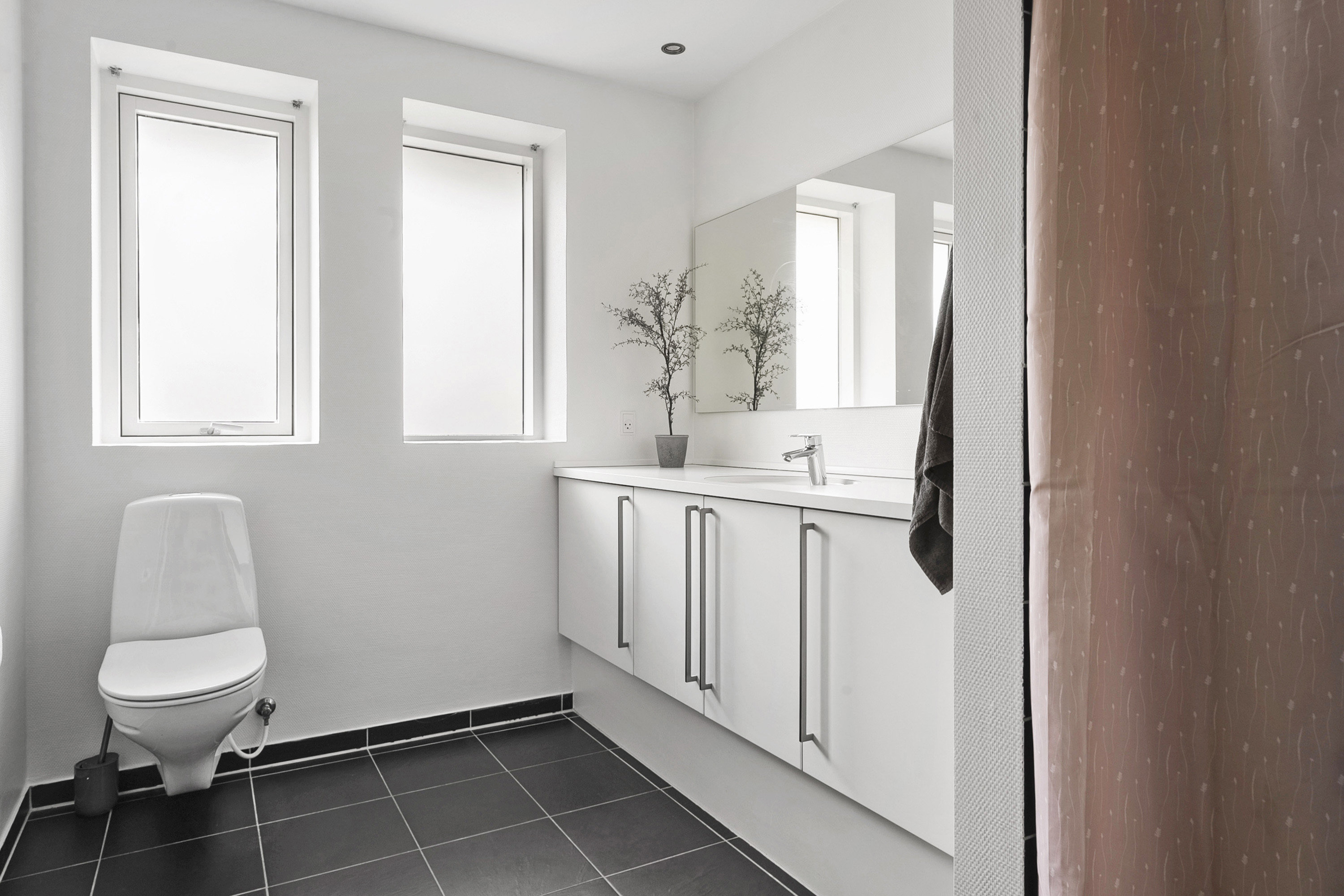 Fremhævet badeværelse billede i fuldskærmstilstand. Billede af Filips Alle 11, 8700 Horsens