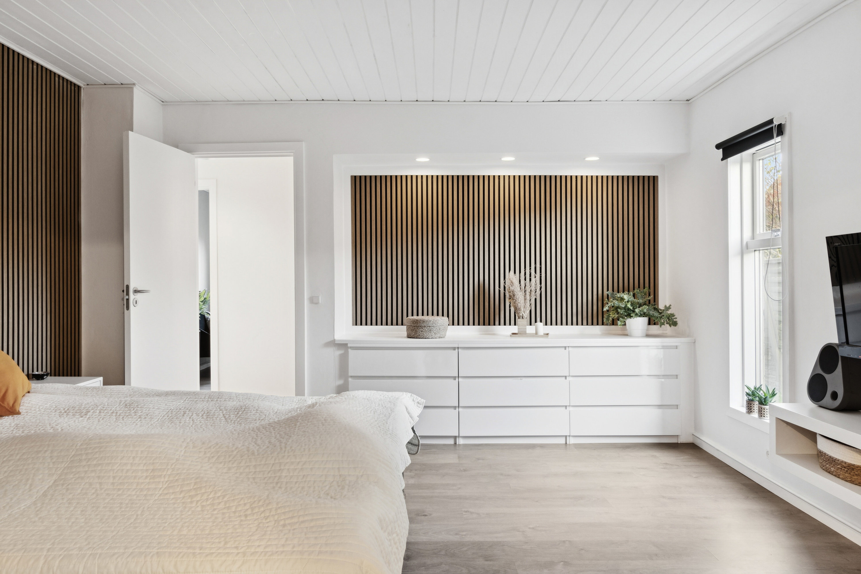 Fremhævet soveværelse billede i fuldskærmstilstand. Billede af Bakkekammen 3, 4550 Asnæs