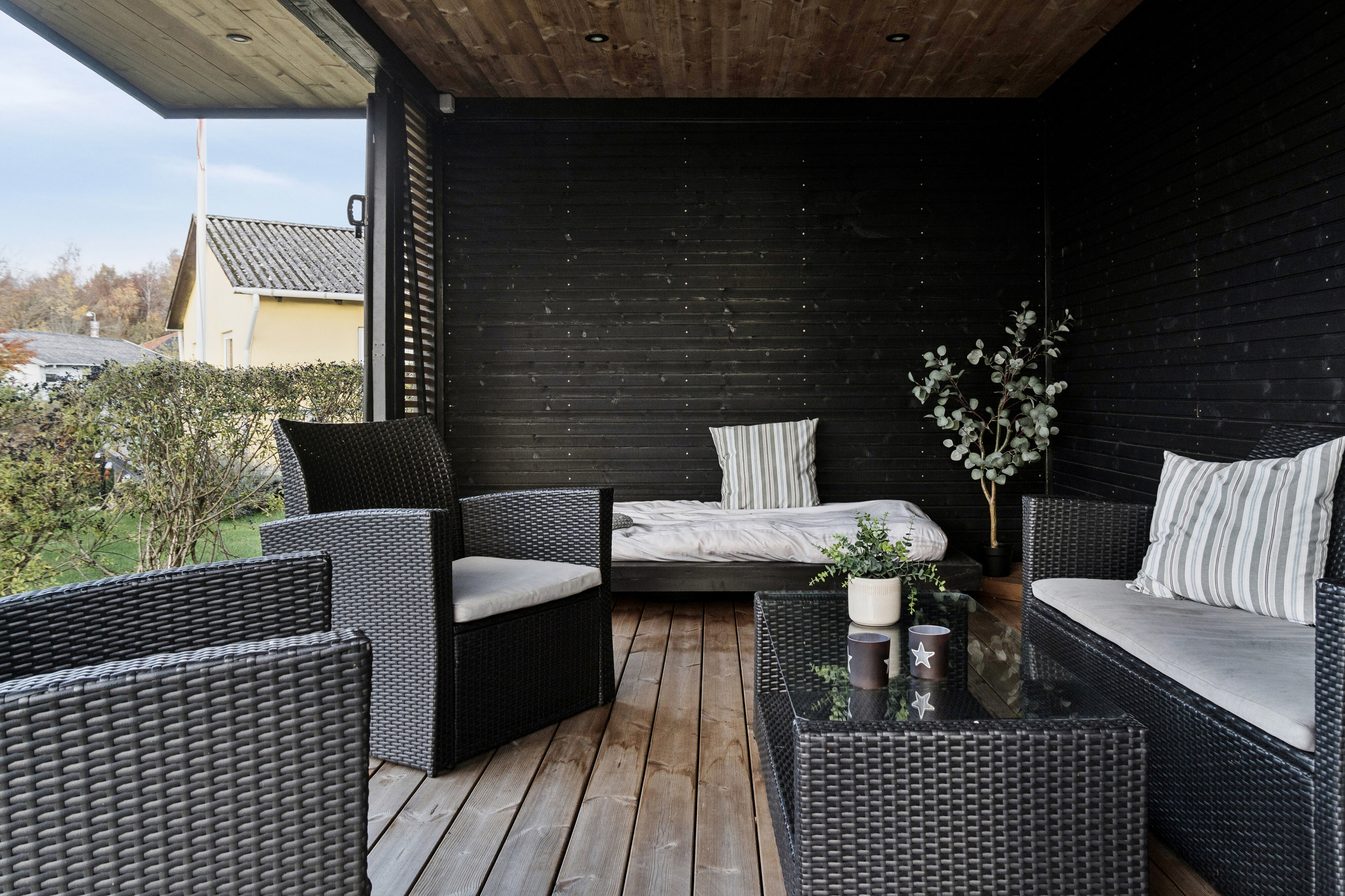 Fremhævet overdækket terrasse billede i fuldskærmstilstand. Billede af Bakkekammen 3, 4550 Asnæs