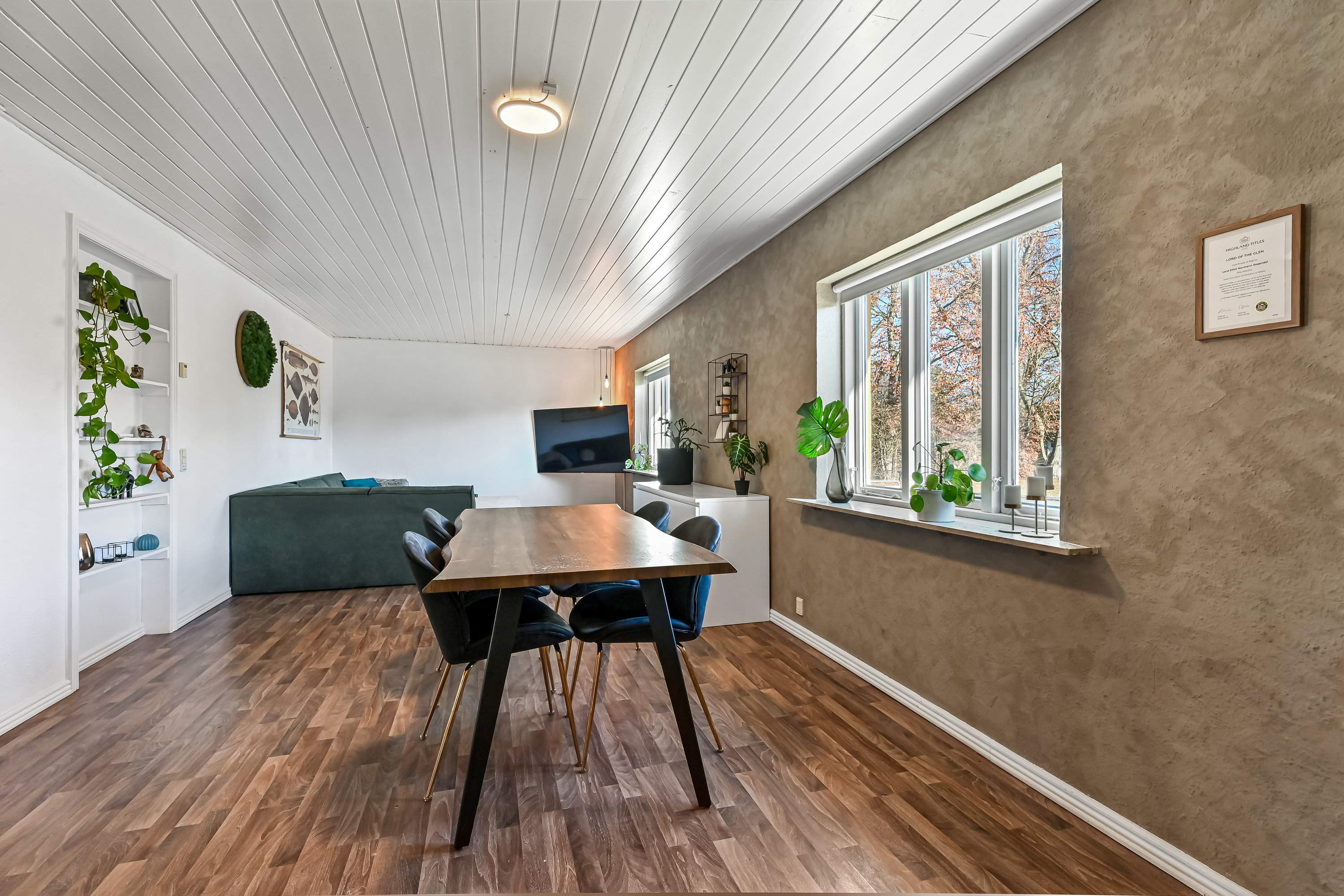 Fremhævet stue billede i fuldskærmstilstand. Billede af Kollund Byvej 34, 7400 Herning