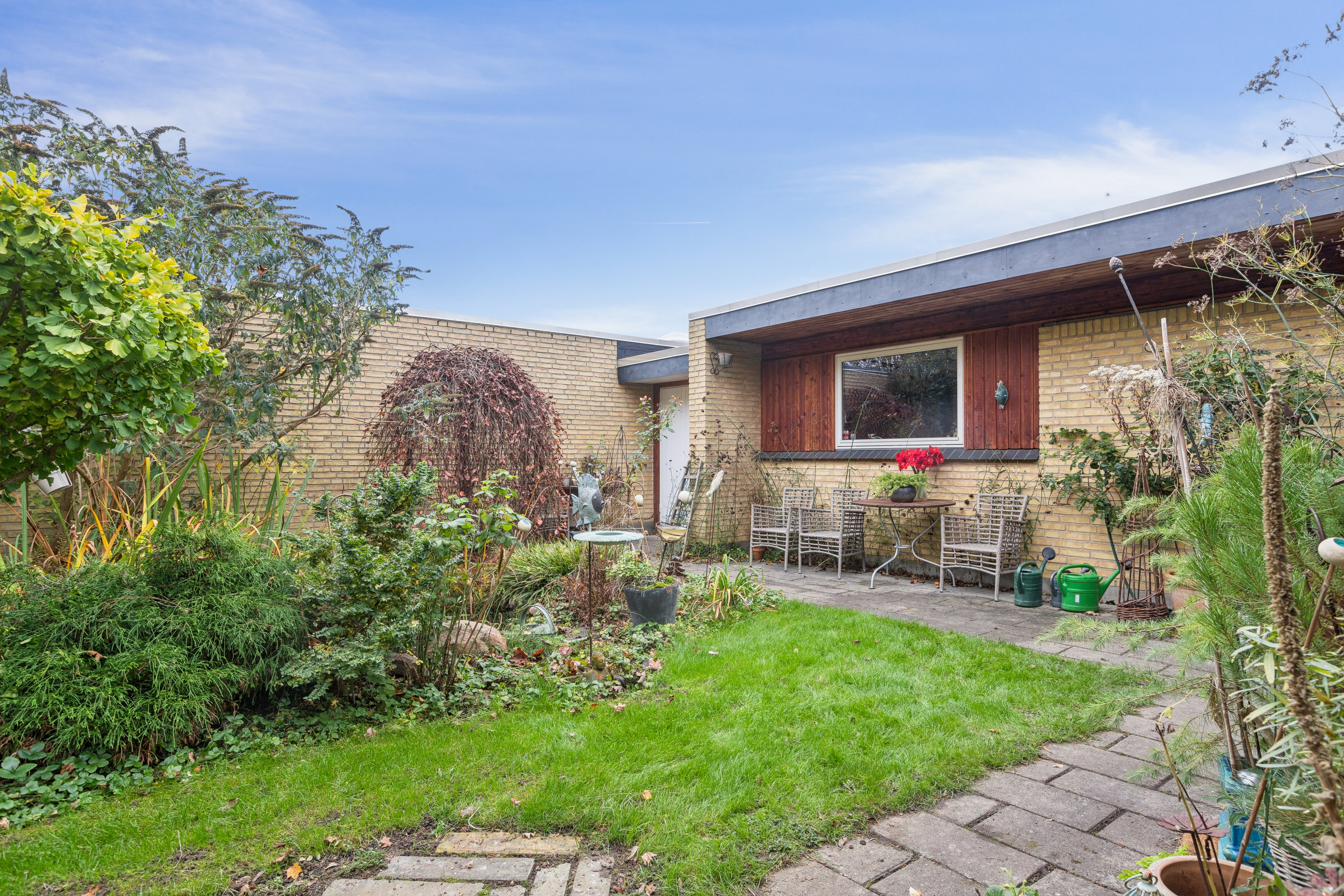 Fremhævet andet billede i fuldskærmstilstand. Billede af Løkkekrogen 44, 2625 Vallensbæk