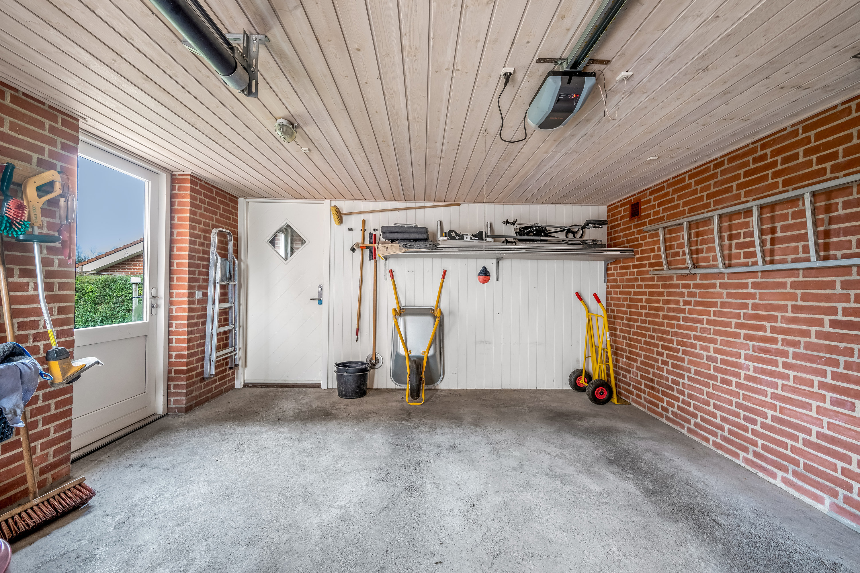 Fremhævet værelse billede i fuldskærmstilstand. Billede af Smørblomsten 11, Rindum, 6950 Ringkøbing