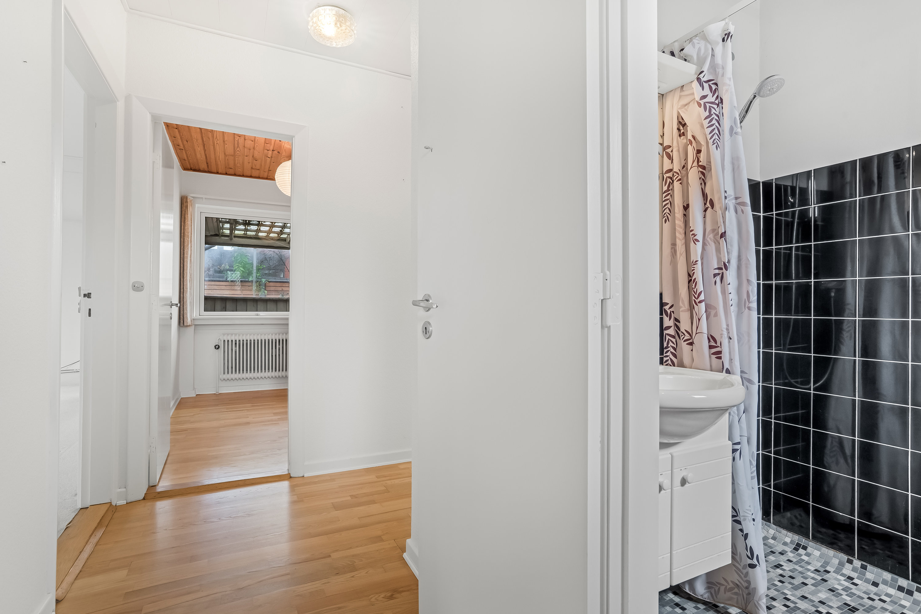 Fremhævet entré billede i fuldskærmstilstand. Billede af Blåbærvej 3, 7500 Holstebro