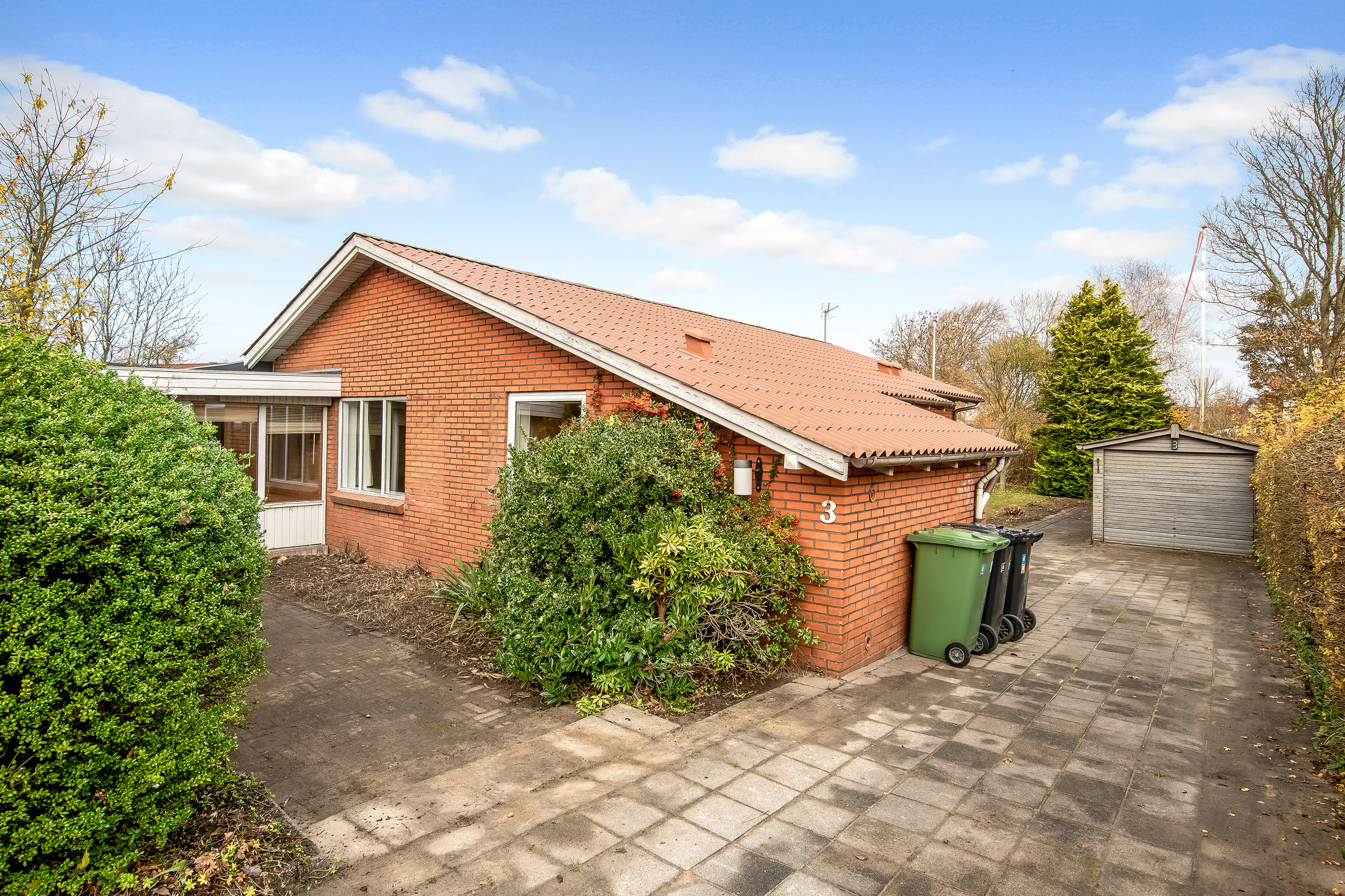 Fremhævet ejendommen billede i fuldskærmstilstand. Billede af Blåbærvej 3, 7500 Holstebro