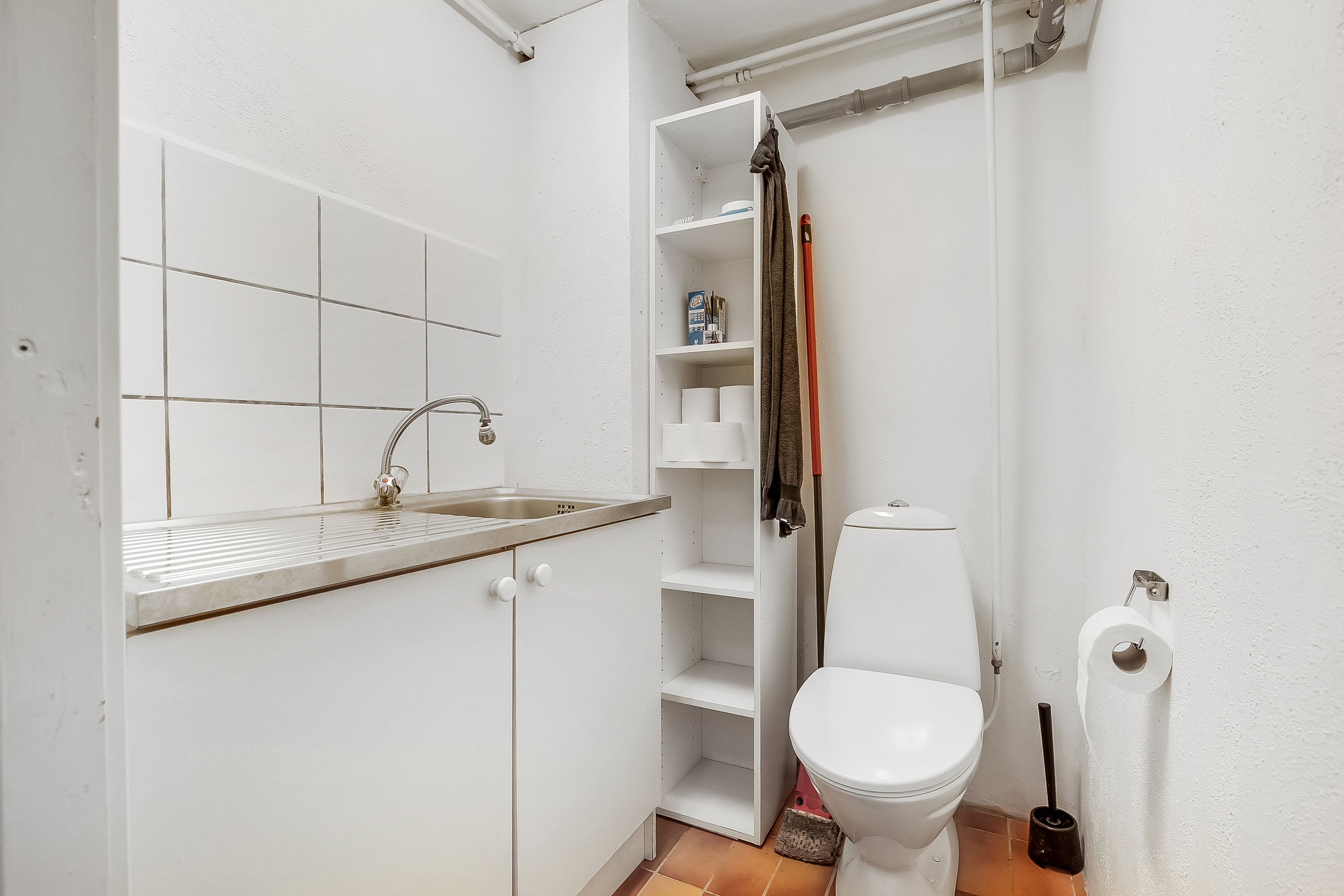 Fremhævet toilet billede i fuldskærmstilstand. Billede af Mosevej 67A, 6000 Kolding