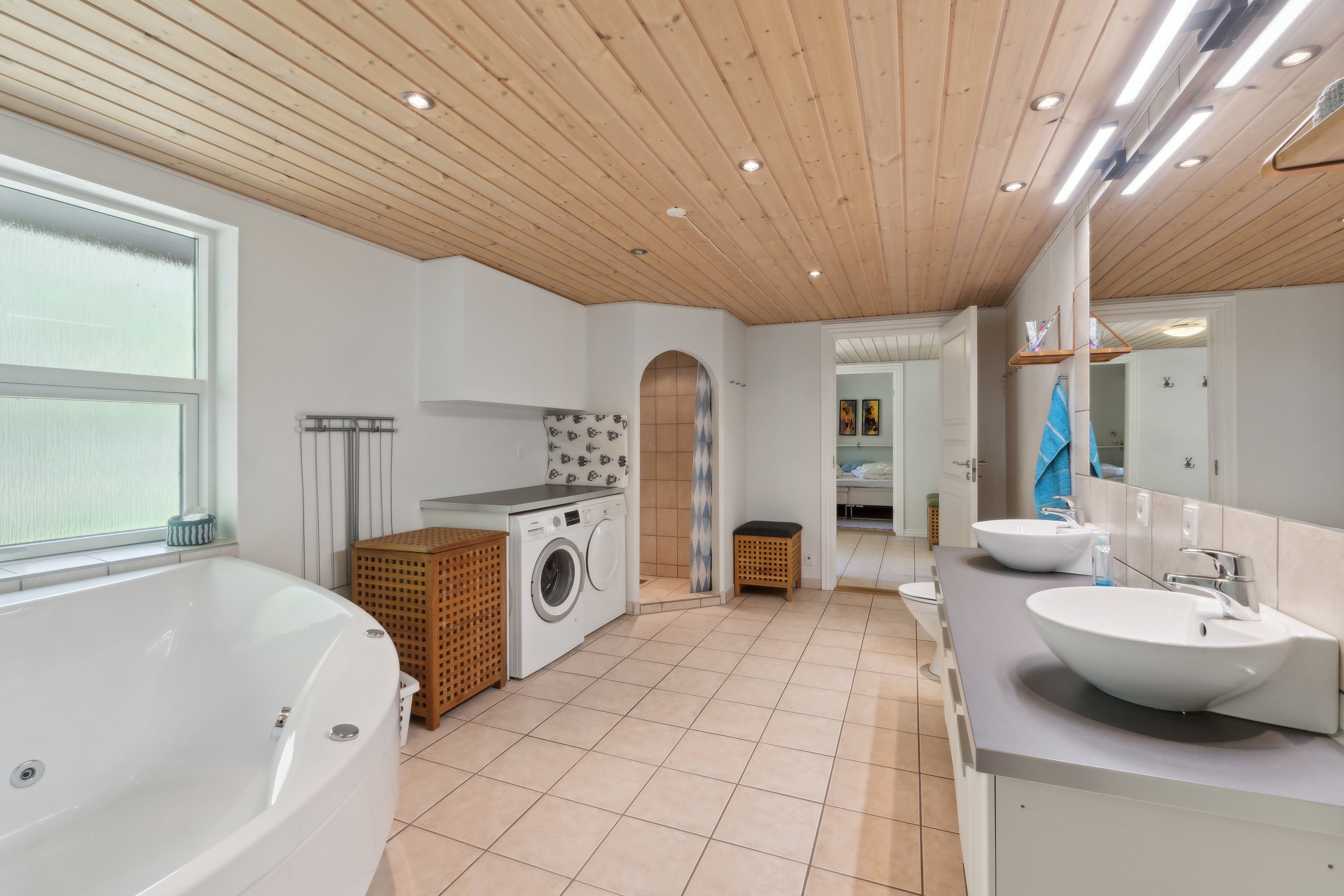 Fremhævet  billede i fuldskærmstilstand. Billede af Vidjeparken 132, Helberskov, 9560 Hadsund