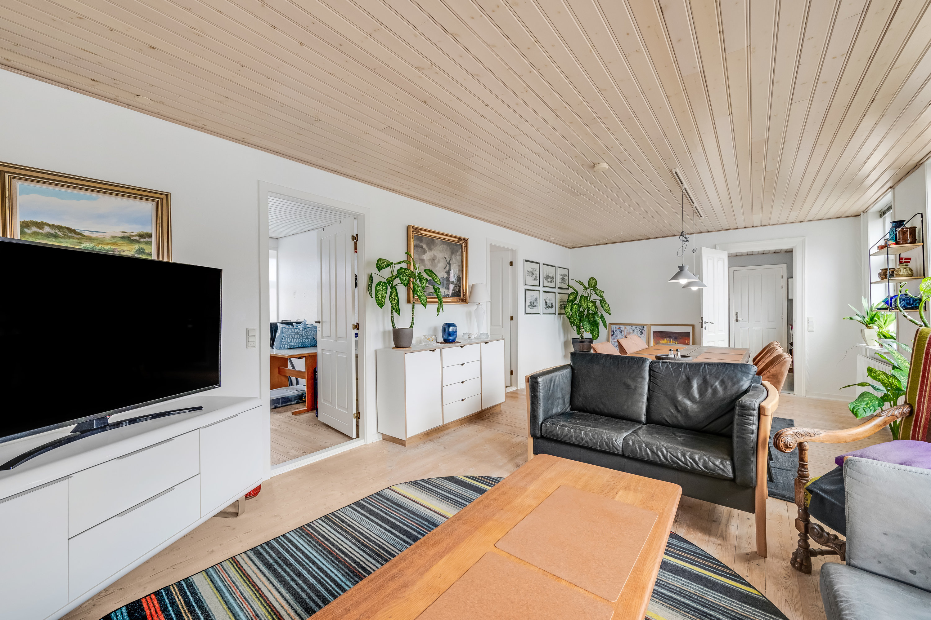 Fremhævet stue billede i fuldskærmstilstand. Billede af Vestergade 15, 1. th., 6950 Ringkøbing