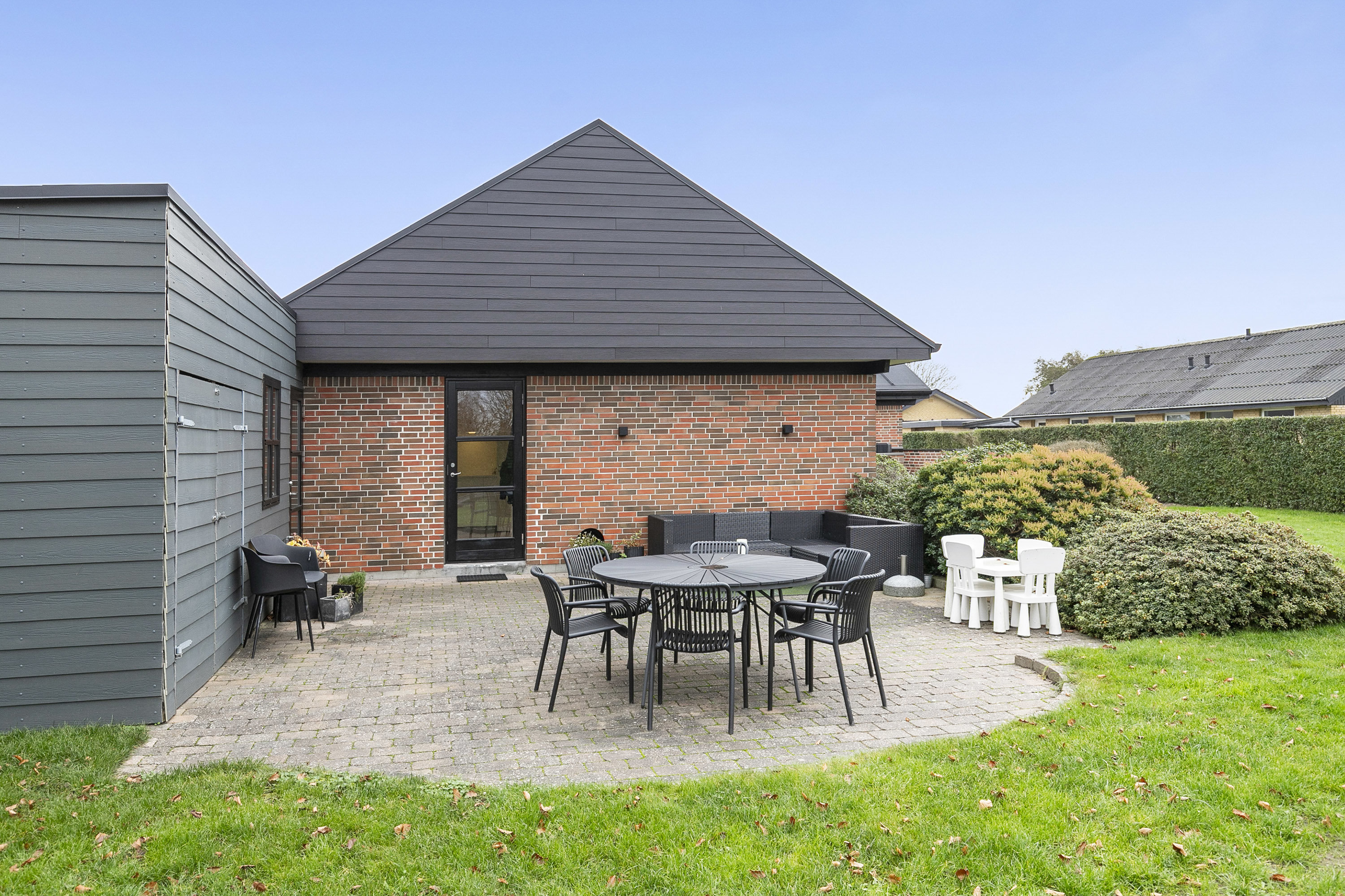 Fremhævet terrasse billede i fuldskærmstilstand. Billede af Fini Henriques Kvarter 17, 9700 Brønderslev