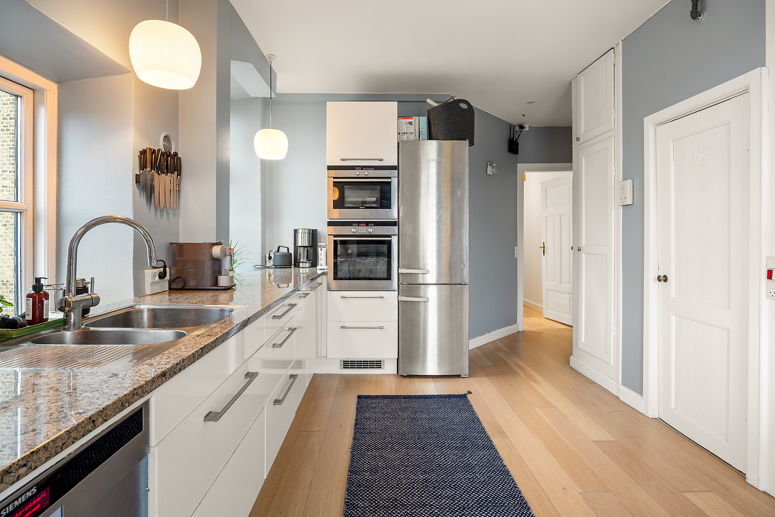 Fremhævet køkken billede i fuldskærmstilstand. Billede af Nørre Søgade 19, 3. th., 1370 København K