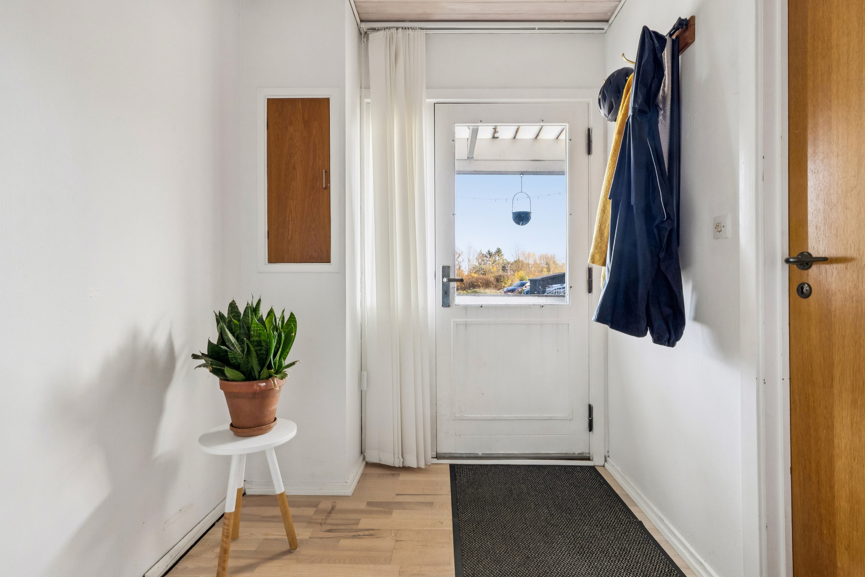 Miniaturebillede 2: entré. Billede af Legårdsvej 13, Vrold, 8660 Skanderborg