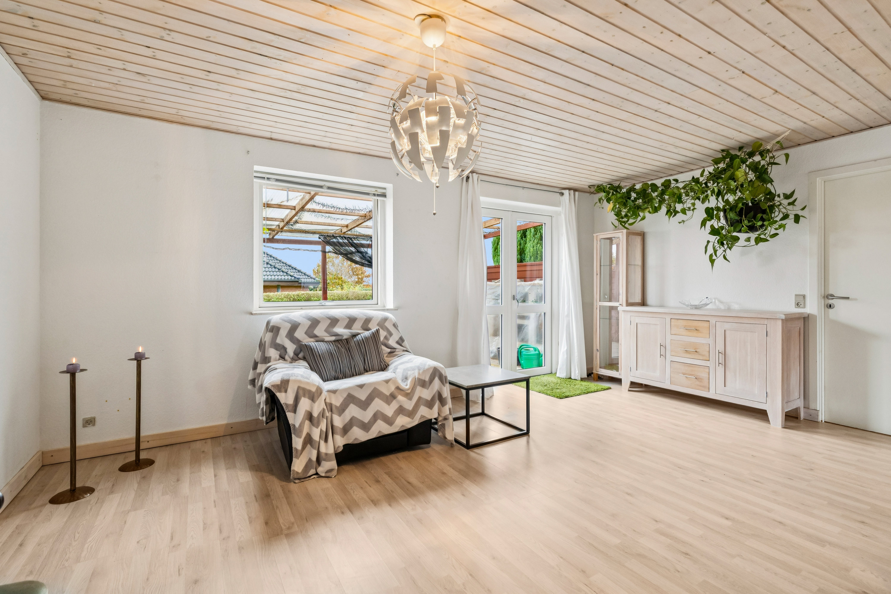 Fremhævet opholdsstue billede i fuldskærmstilstand. Billede af Blegsø Banke 39, Voerladegård, 8660 Skanderborg