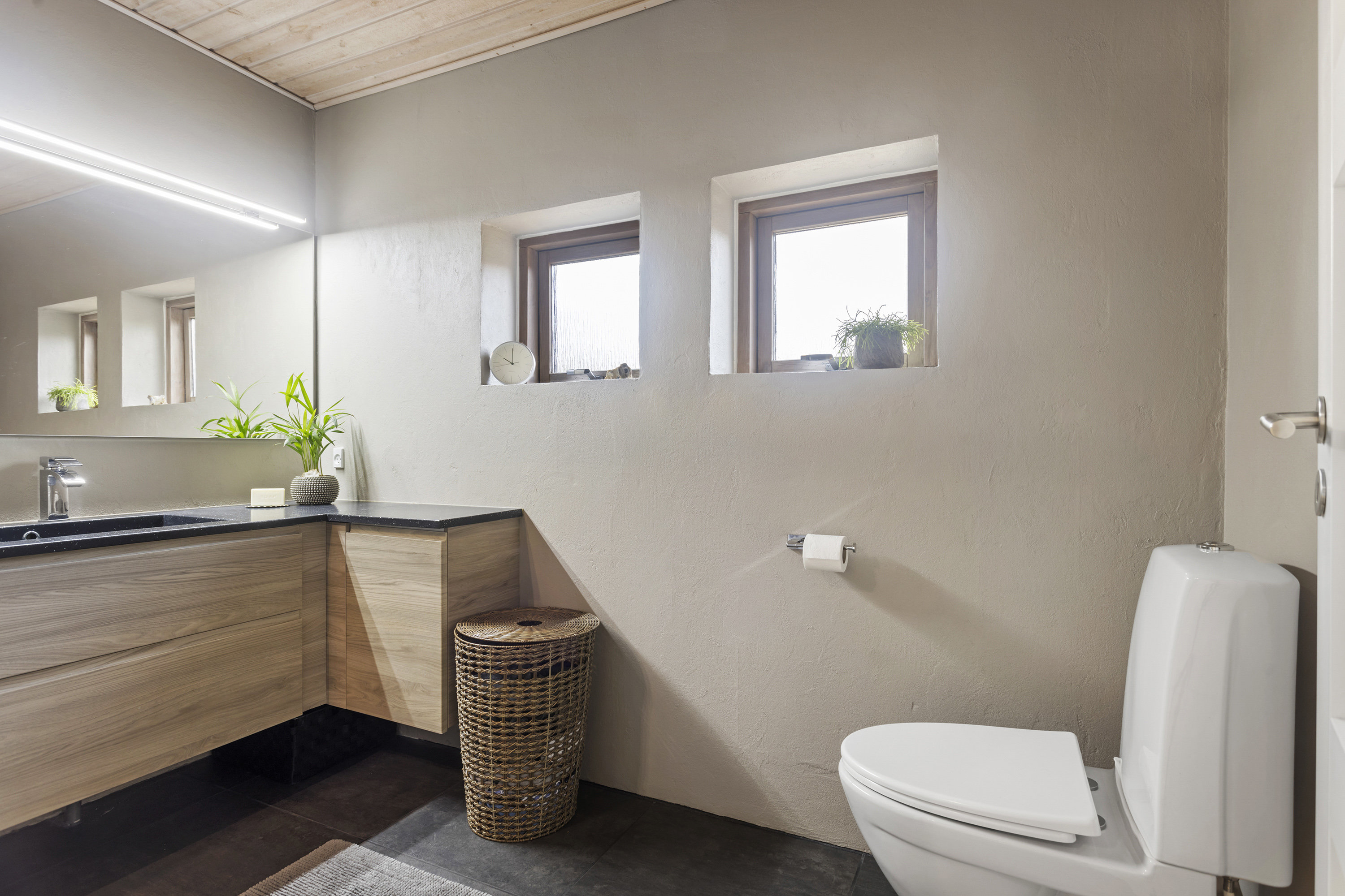 Fremhævet badeværelse billede i fuldskærmstilstand. Billede af Heimdalsvej 18, 9900 Frederikshavn