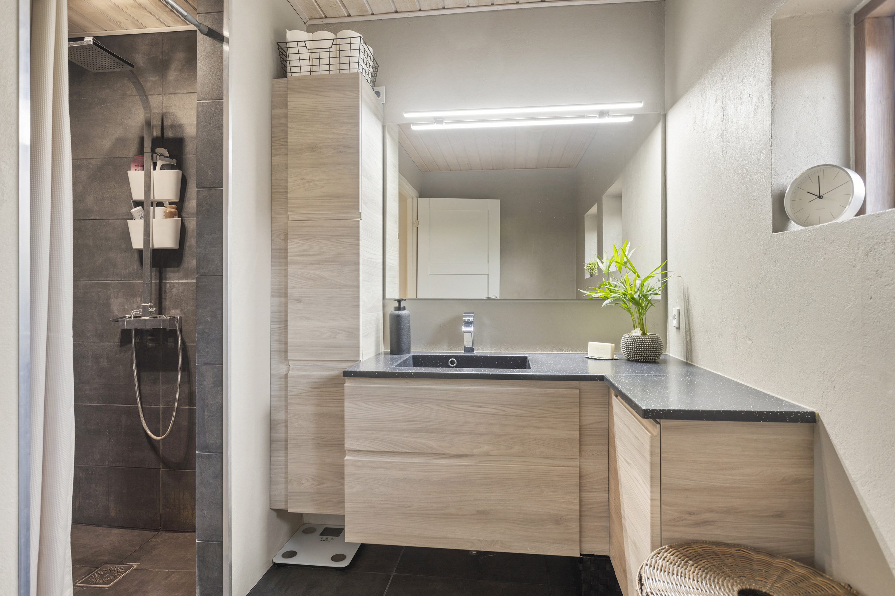 Fremhævet badeværelse billede i fuldskærmstilstand. Billede af Heimdalsvej 18, 9900 Frederikshavn