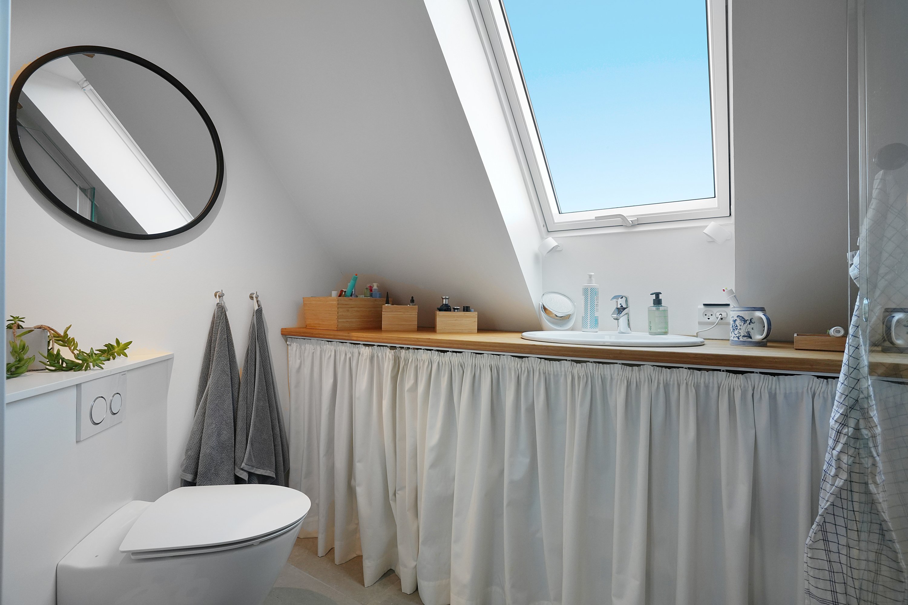 Fremhævet badeværelse billede i fuldskærmstilstand. Billede af Willemoesvej 3B, 3100 Hornbæk