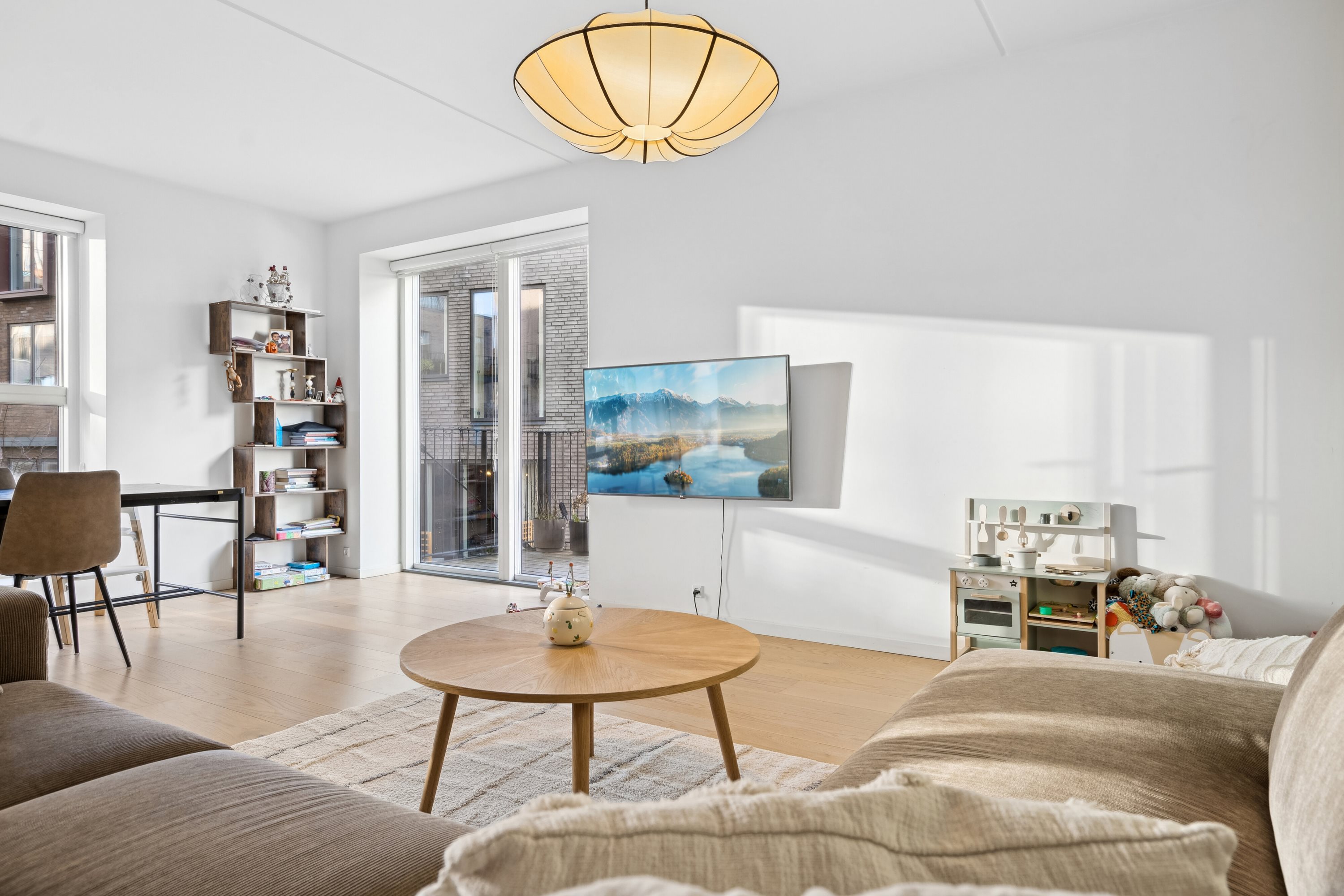 Fremhævet stue billede i fuldskærmstilstand. Billede af Mokkavej 17, st.. 3., 2610 Rødovre