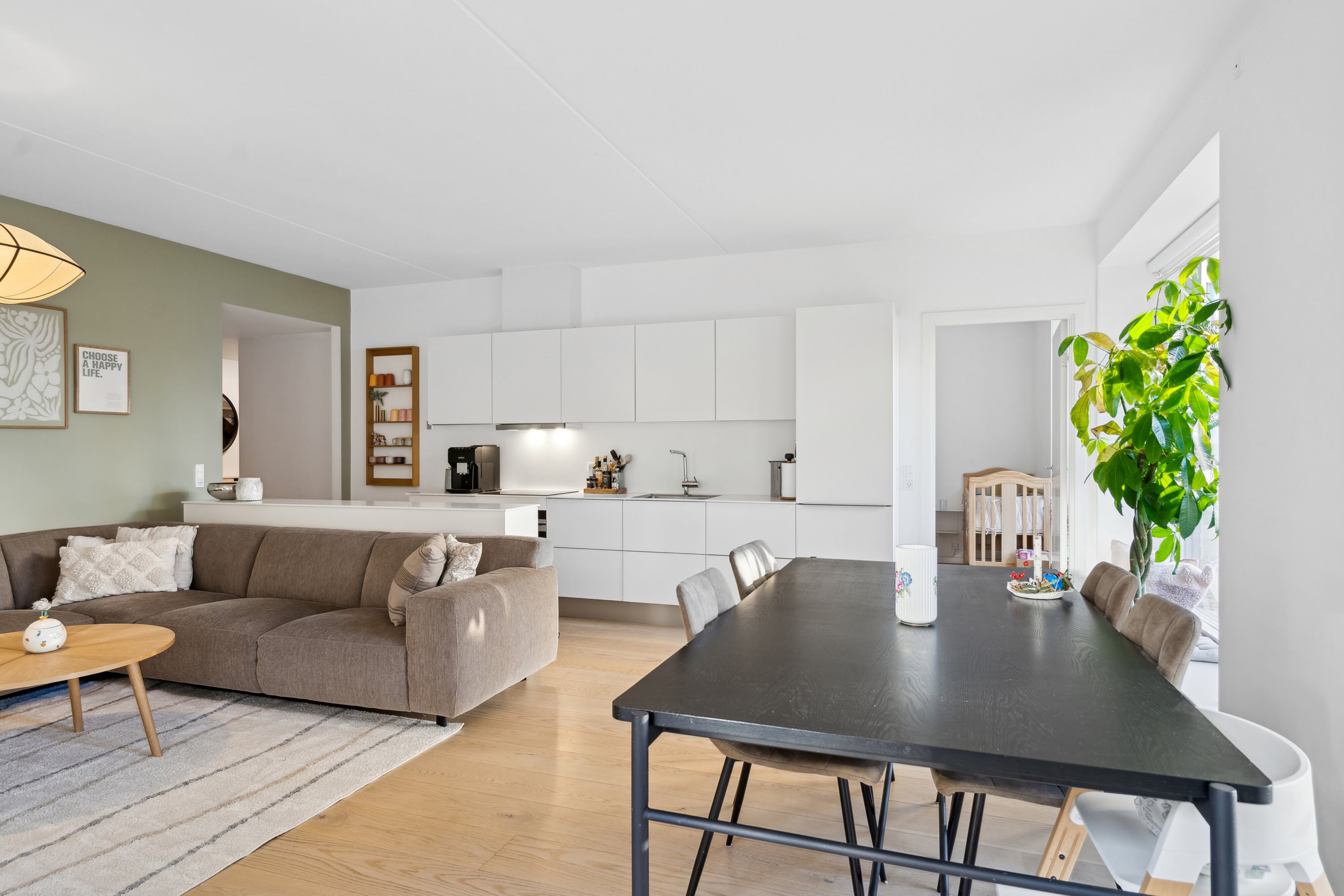 Miniaturebillede 1: spisestue. Billede af Mokkavej 17, st.. 3., 2610 Rødovre