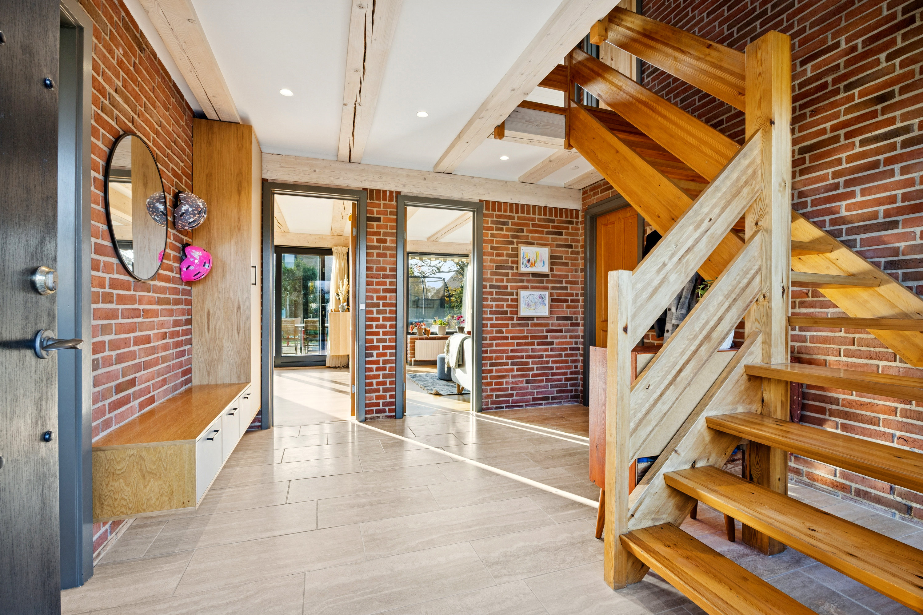 Miniaturebillede 1: gang. Billede af Iriskvej 12, 2670 Greve